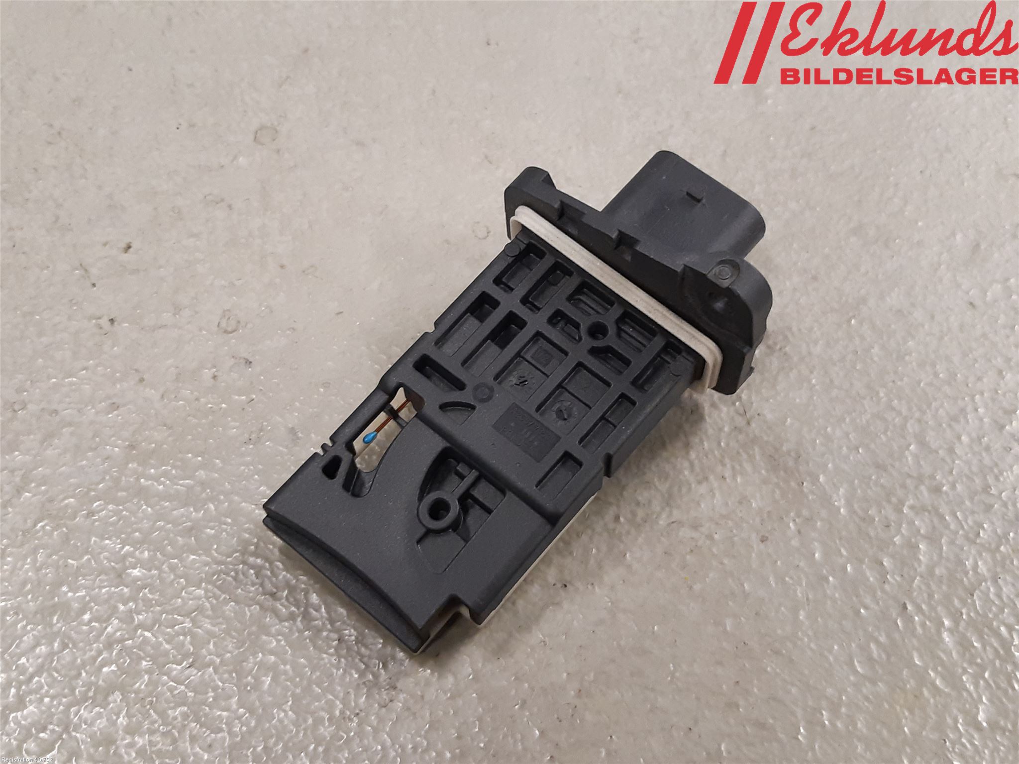 BMW 3 F30/F31/F80 12-19 Injluftmassamätare