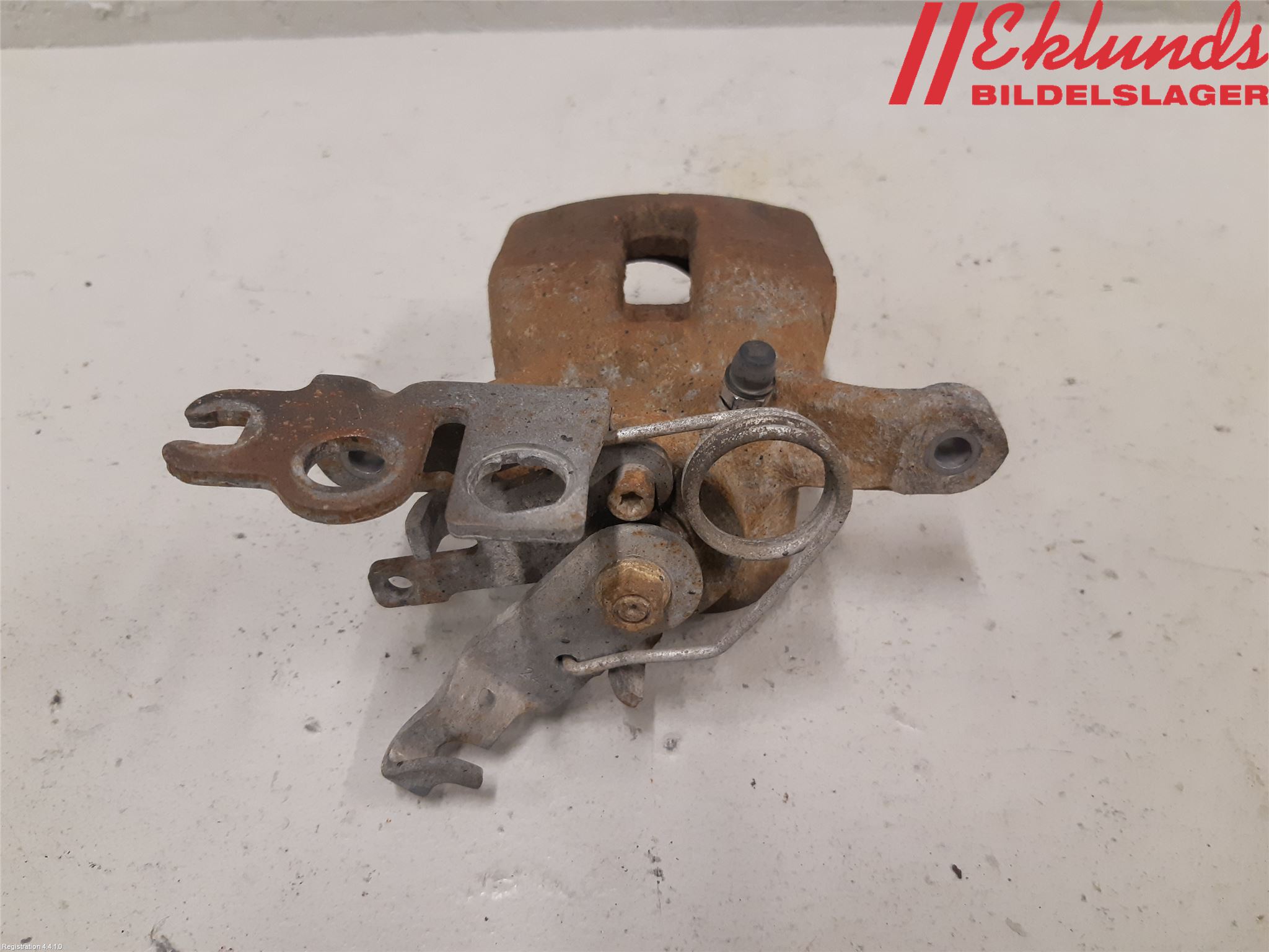Volkswagen VW CADDY 16-20 Bromsok Bak Höger