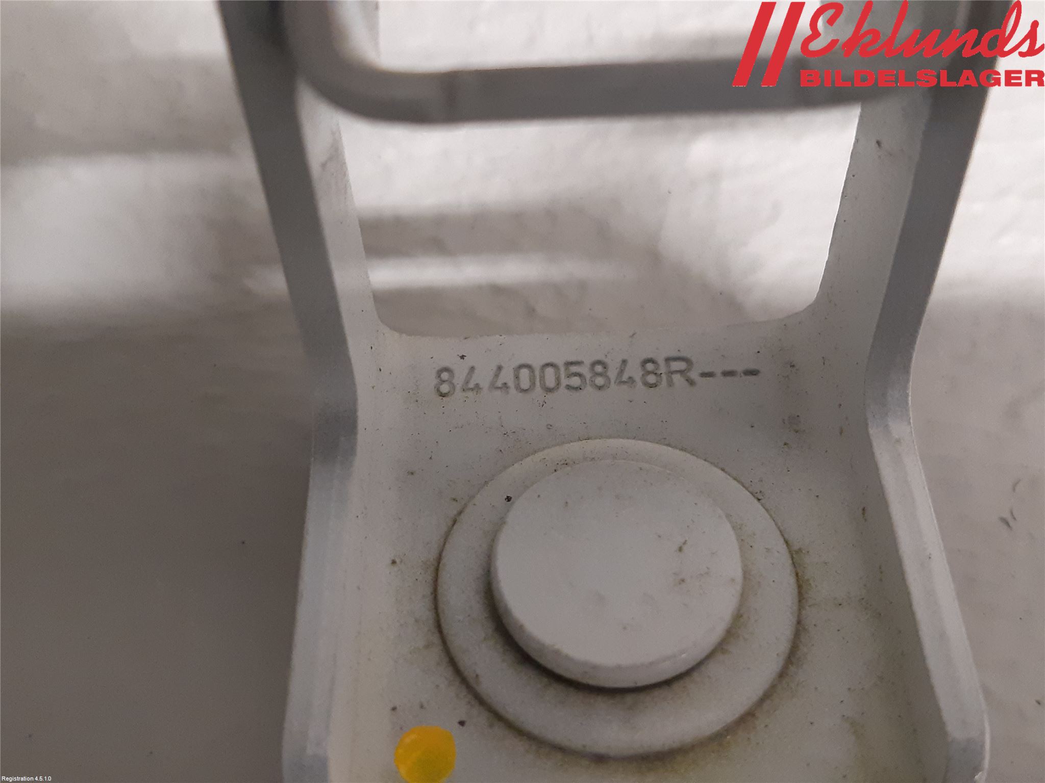 Renault ZOE/E-TECH 13- Bakluckegångjärn Vä