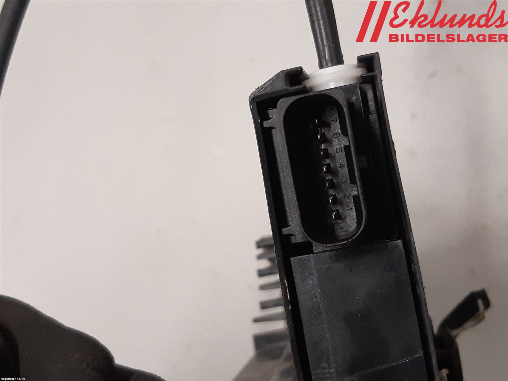 Peugeot 308 14-21 Låskista-Dörrlås