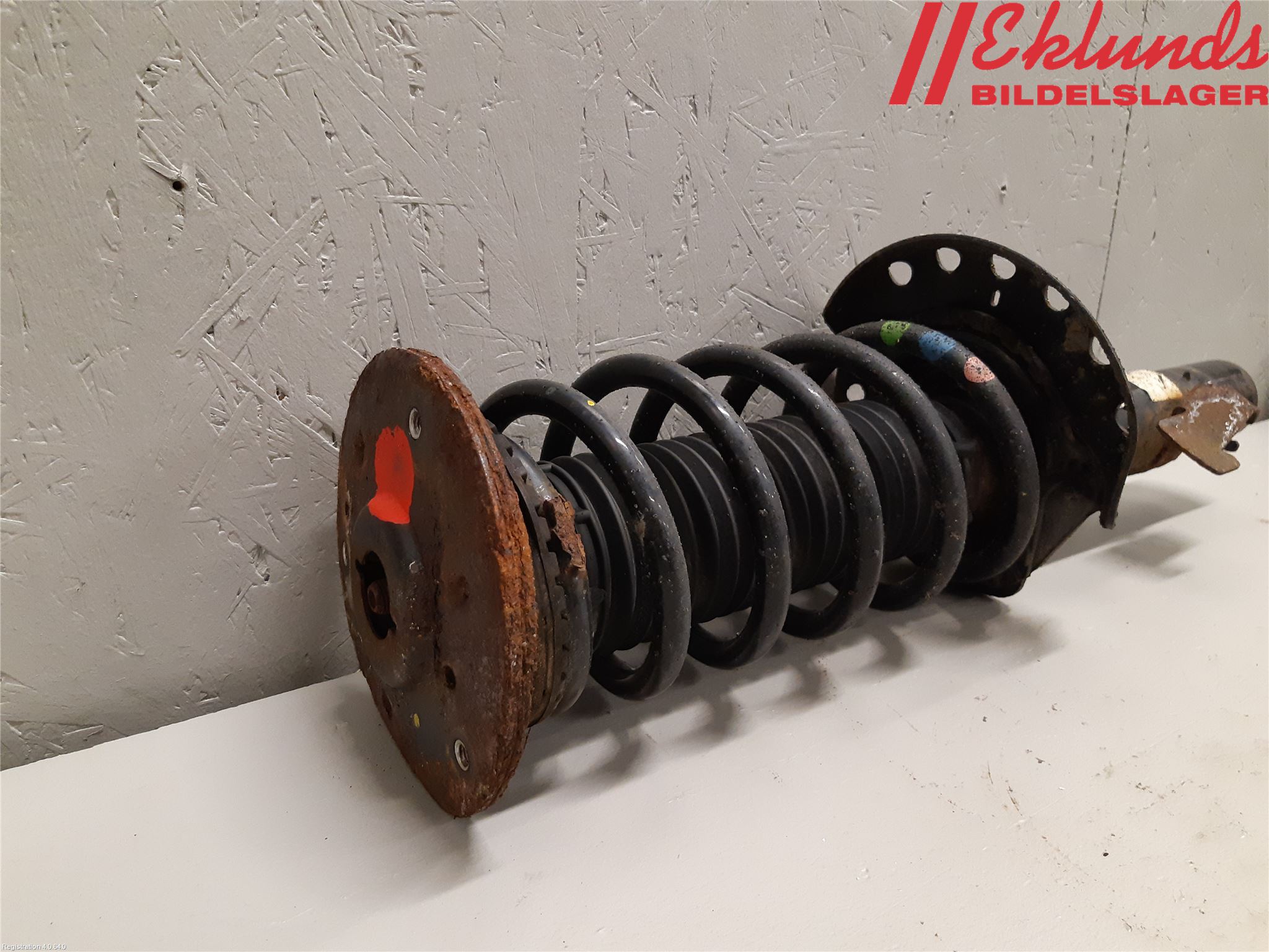 Volvo S60 11-13 Fjäderben Fram Vänster