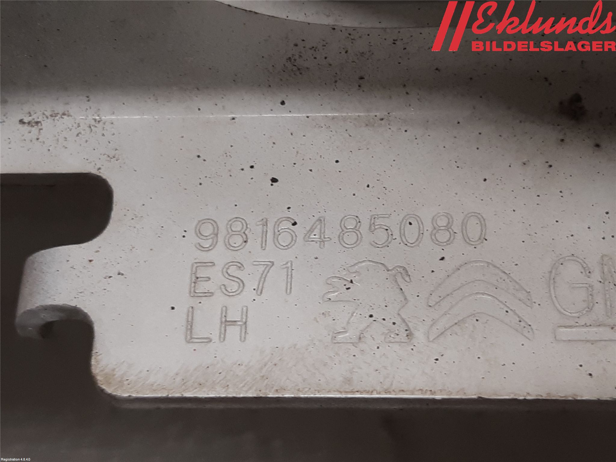 Peugeot PARTNER/E-PARTNER 19- Huvgångjärn