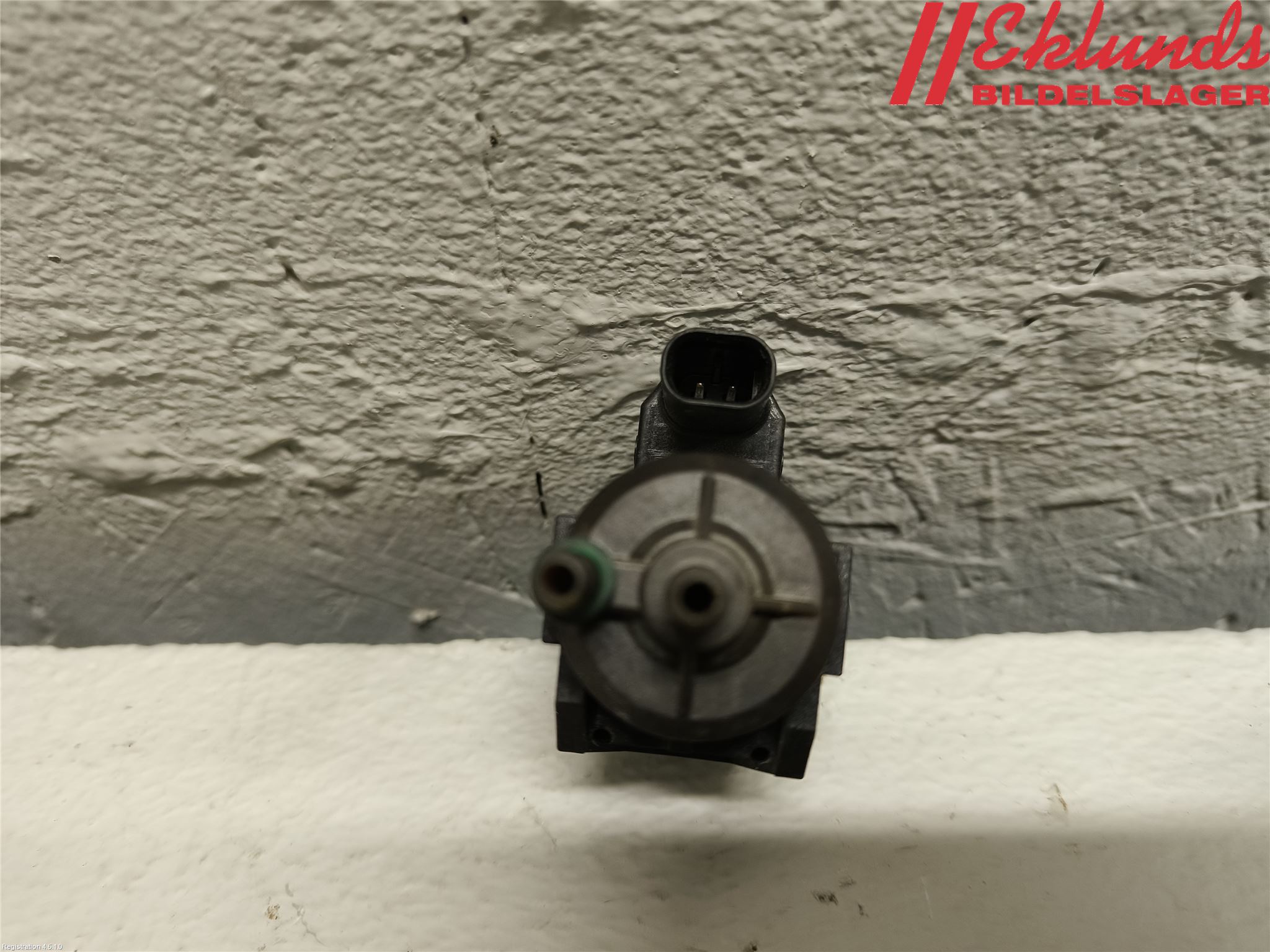 BMW 5 F10/F11/F18 09-17 Vakuumventil