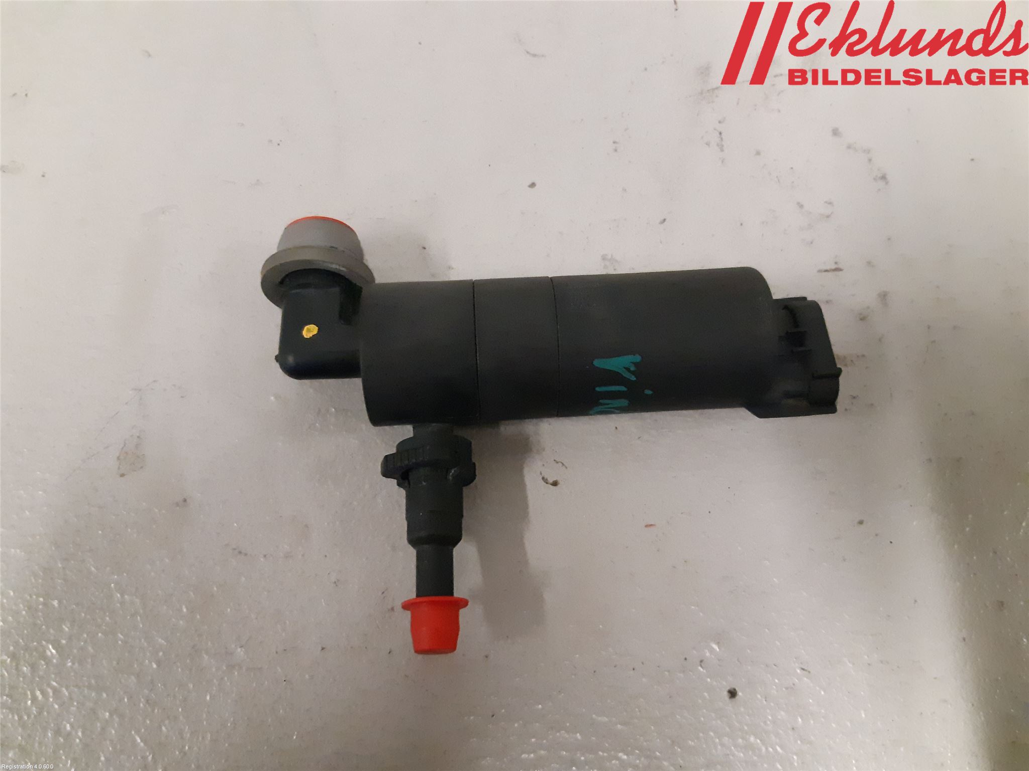 Toyota AURIS 10-12 Spolarpump Vindruta
