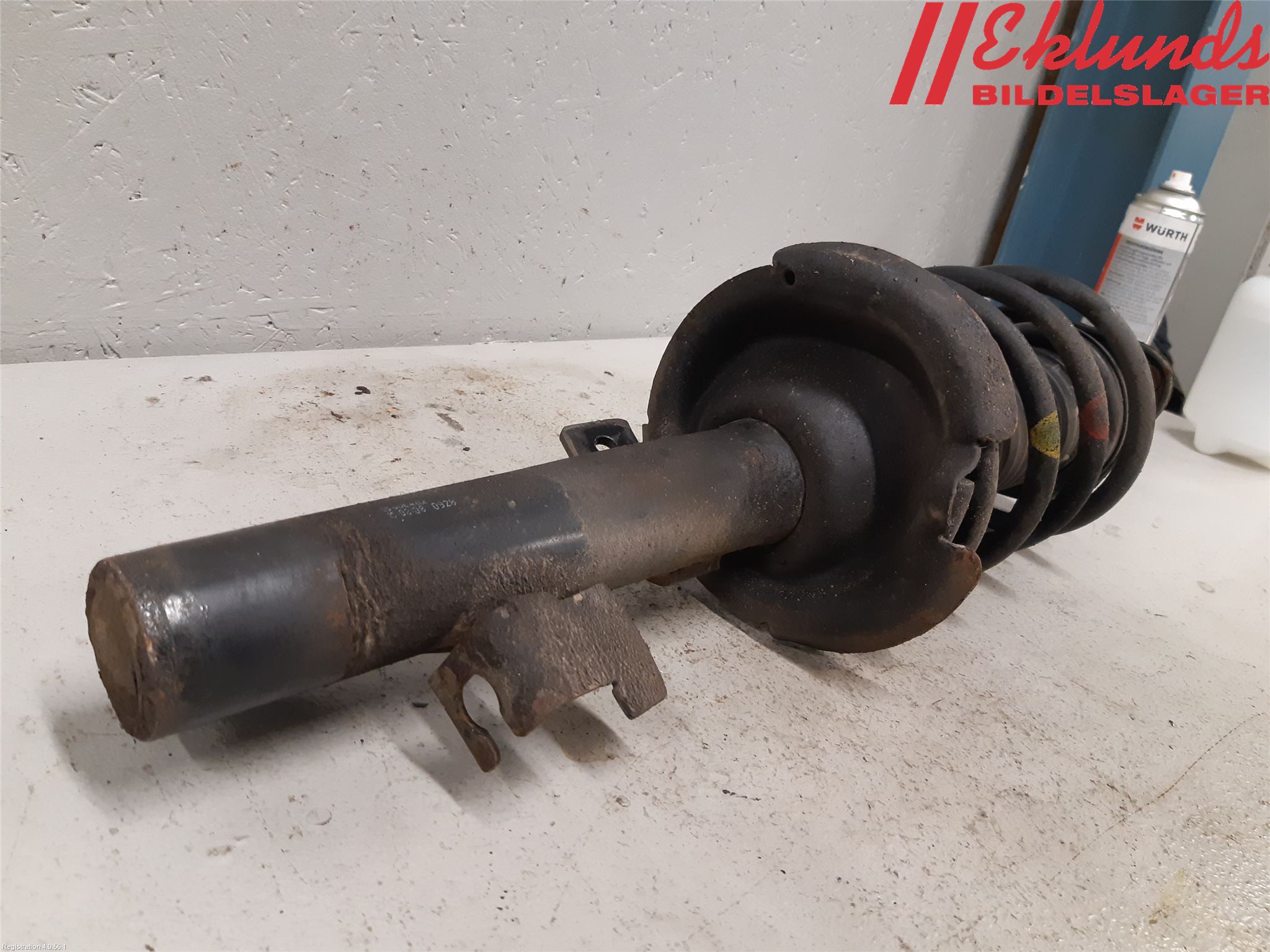 Mazda 3 I 07-08 Fjäderben Fram Höger