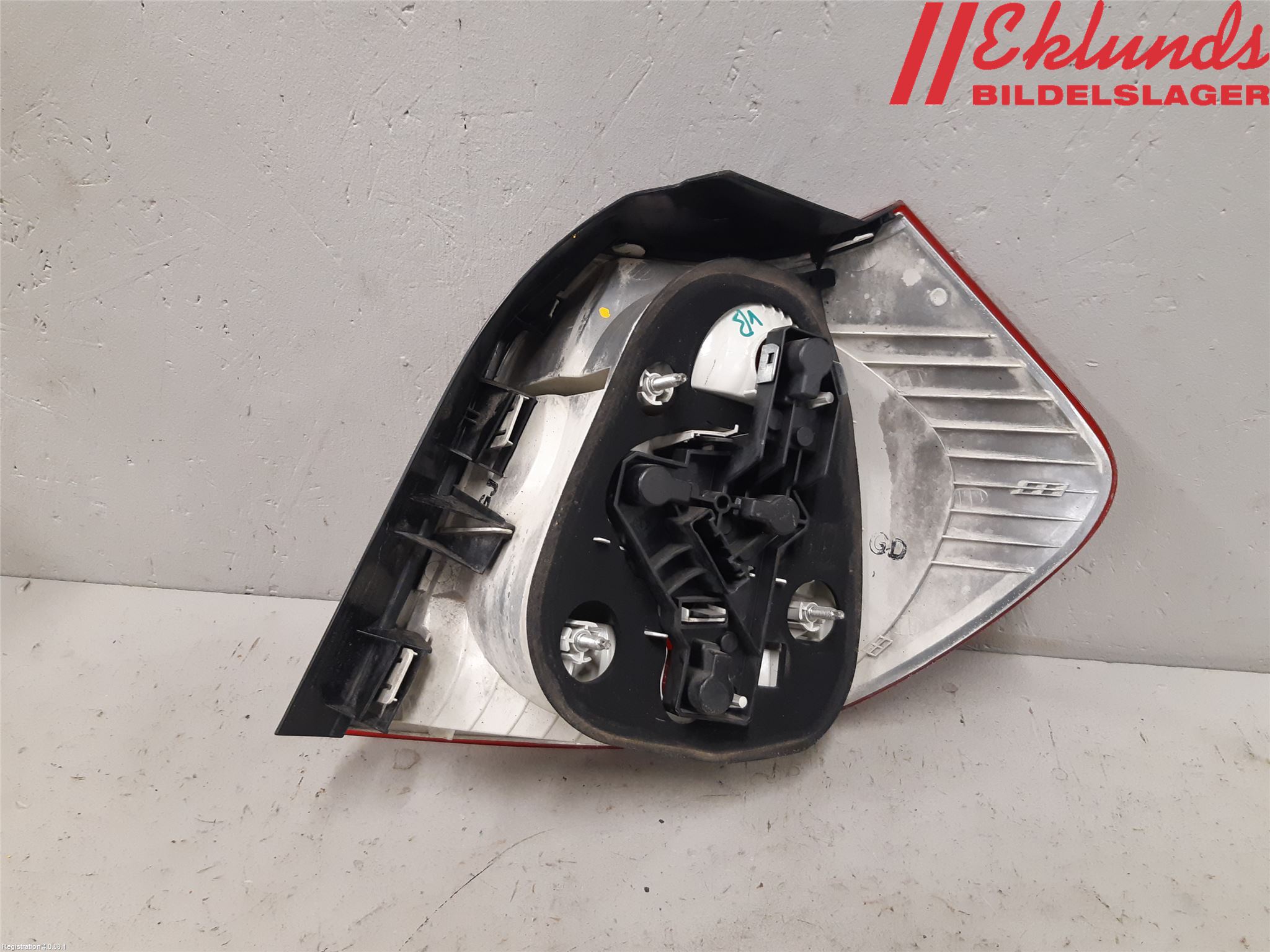 BMW 1 E87/81 5D/3D 03-11 Bakljus Vänster