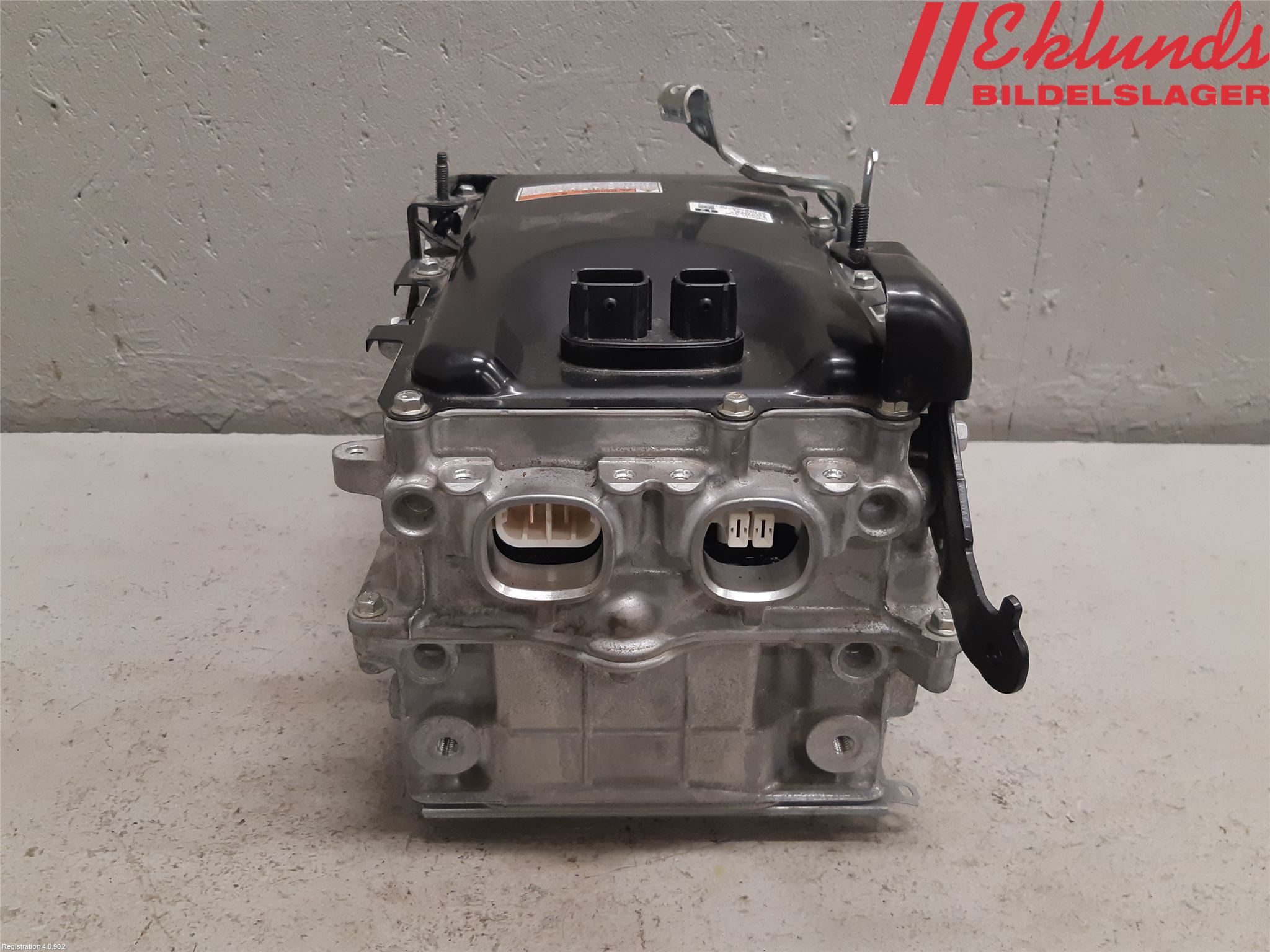 Toyota COROLLA 19- Inverter Hybrid