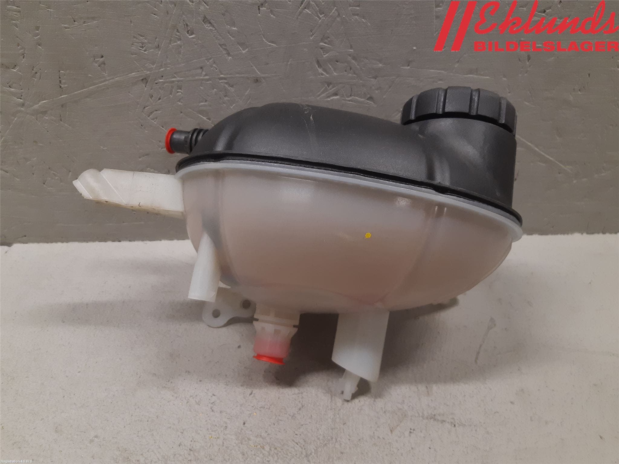 Mercedes-Benz MB C-KLASS (W205) 14-21 Expansionstank