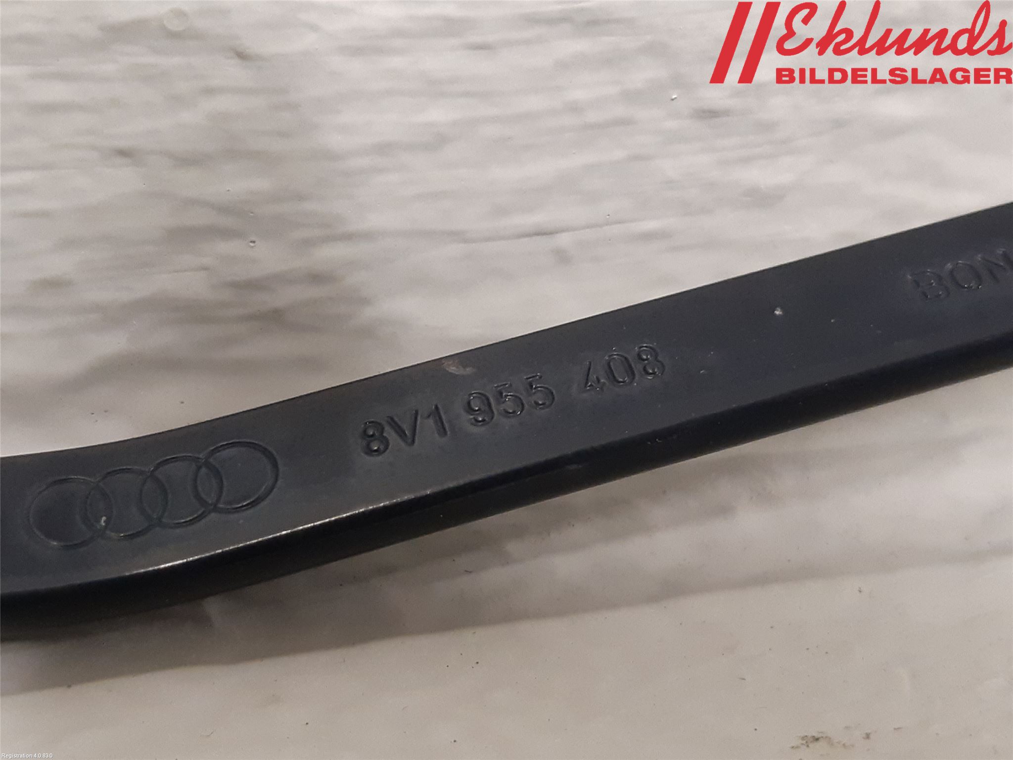 Audi A3/S3 8V 13-20 Torkararm Armar Vindruta