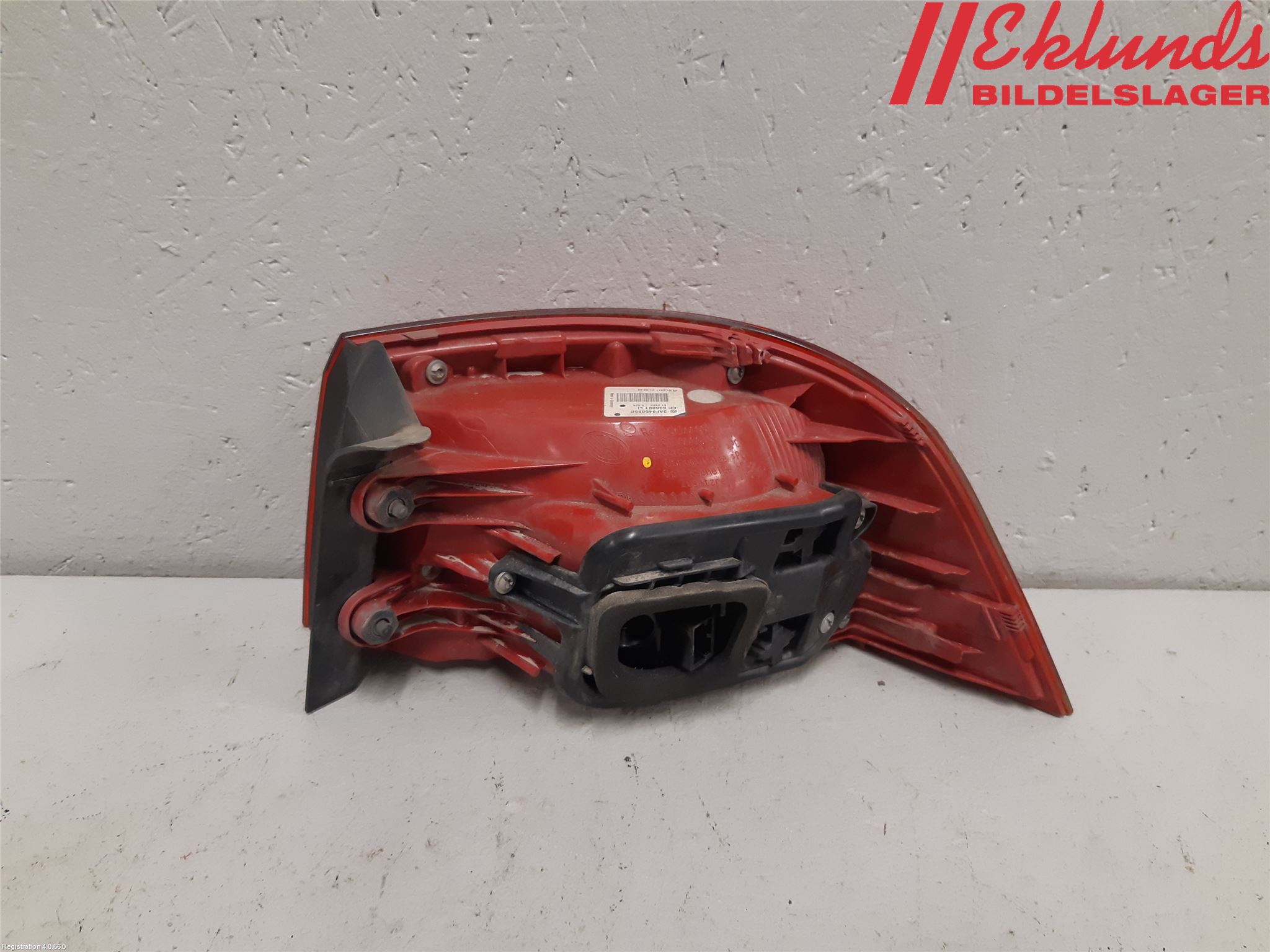 Volkswagen VW PASSAT 11-14 Bakljus Vänster