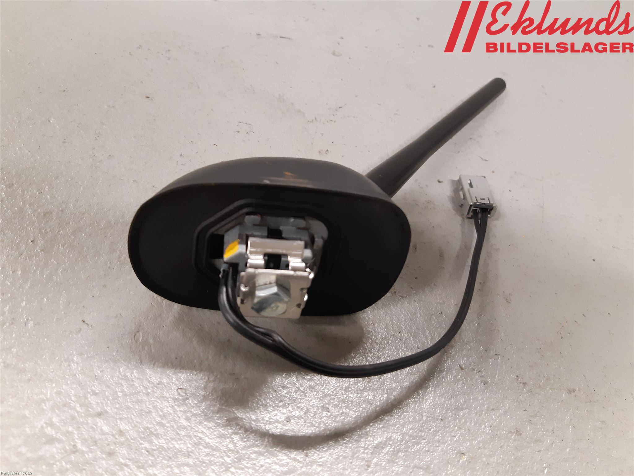 Suzuki SX4 S-CROSS 14-21 Antenn El
