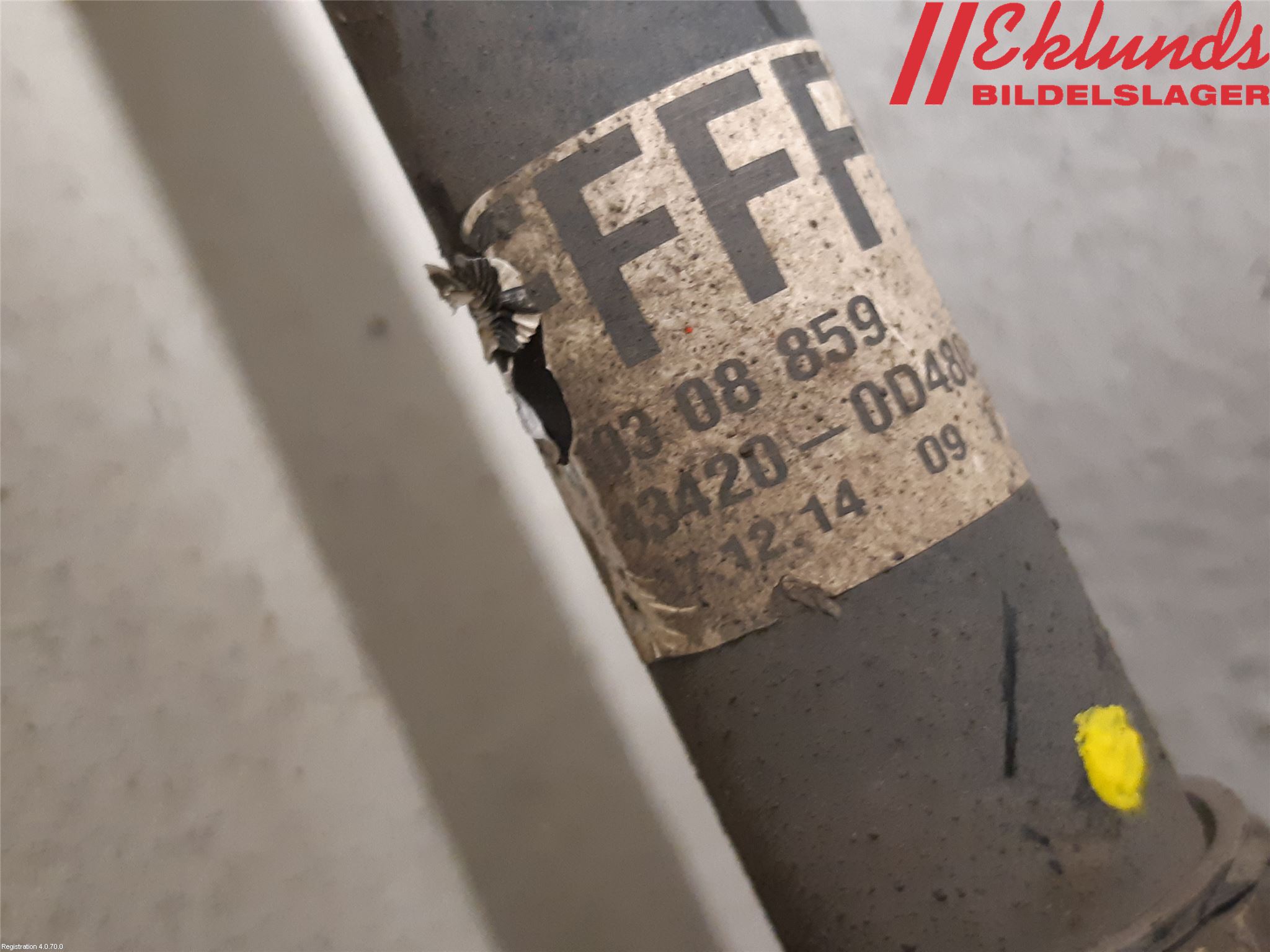 Toyota YARIS XP130 15-20 Drivaxel Fram Vänster
