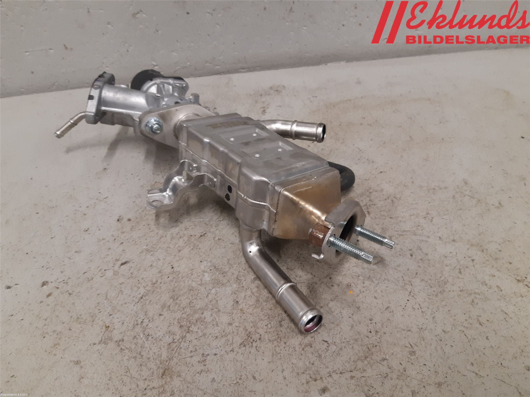 Toyota COROLLA 19- Avgaskylare