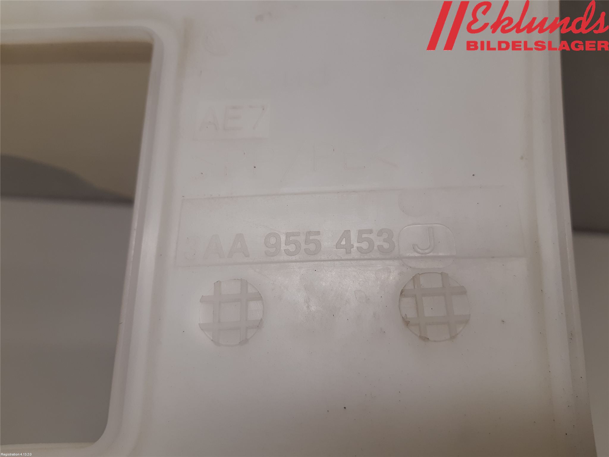 Volkswagen VW PASSAT 11-14 Spolartank Vindruta-Strål