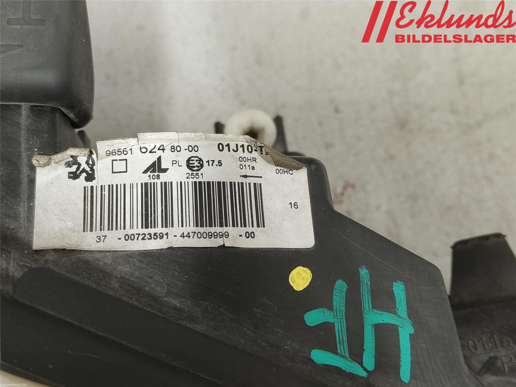 Peugeot 308 08-13 Strålkastare Höger