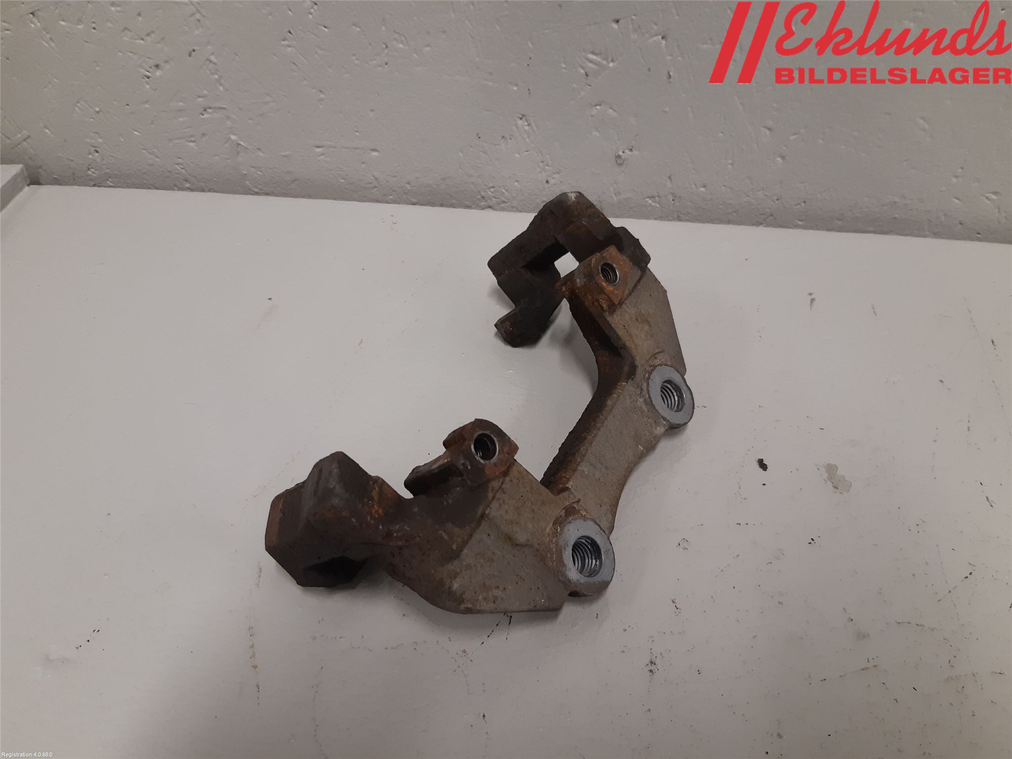 Volvo V40 12-19 Bromsokshållare