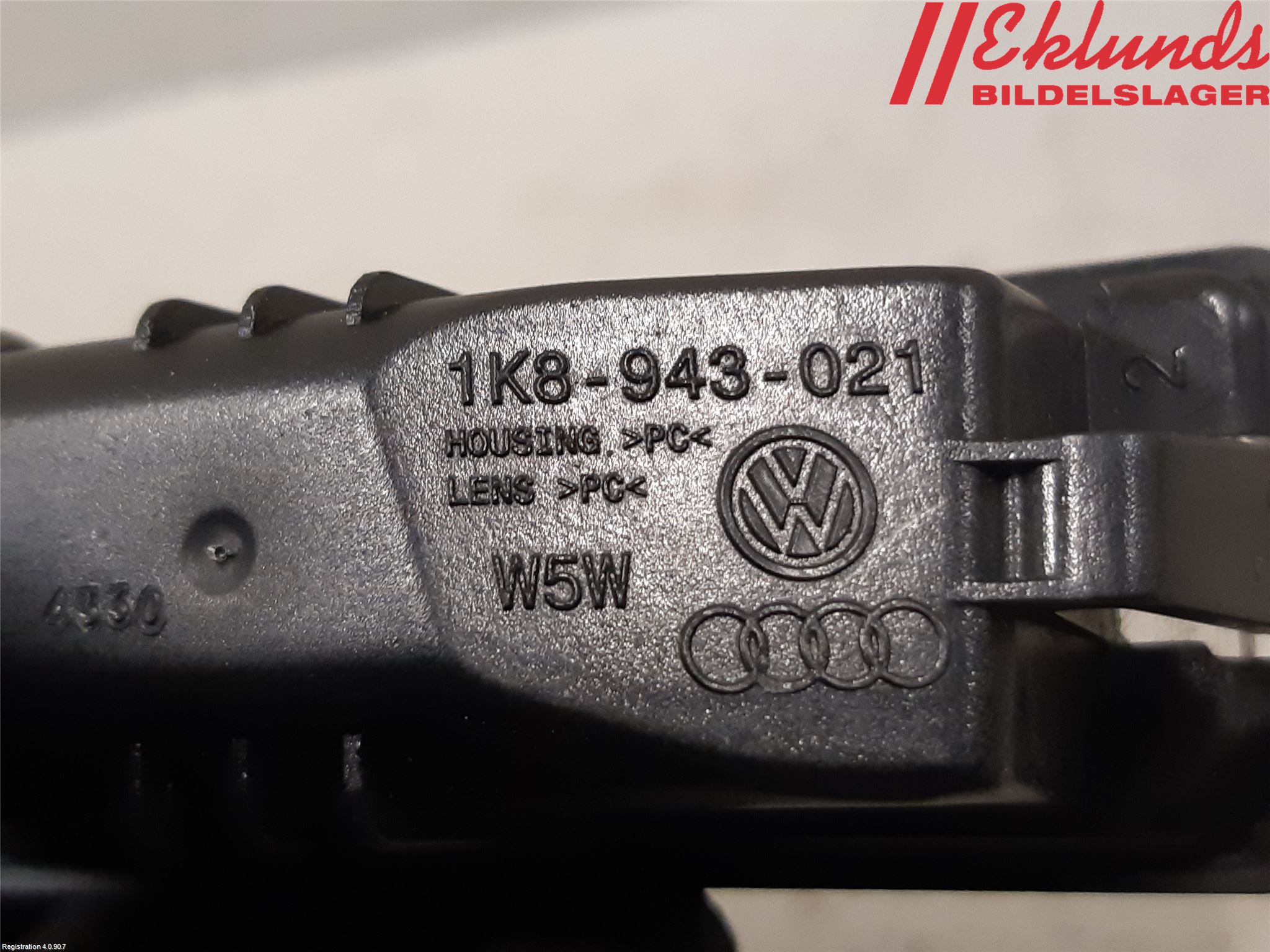 Volkswagen VW GOLF VI 09-13 Skylt Belysning