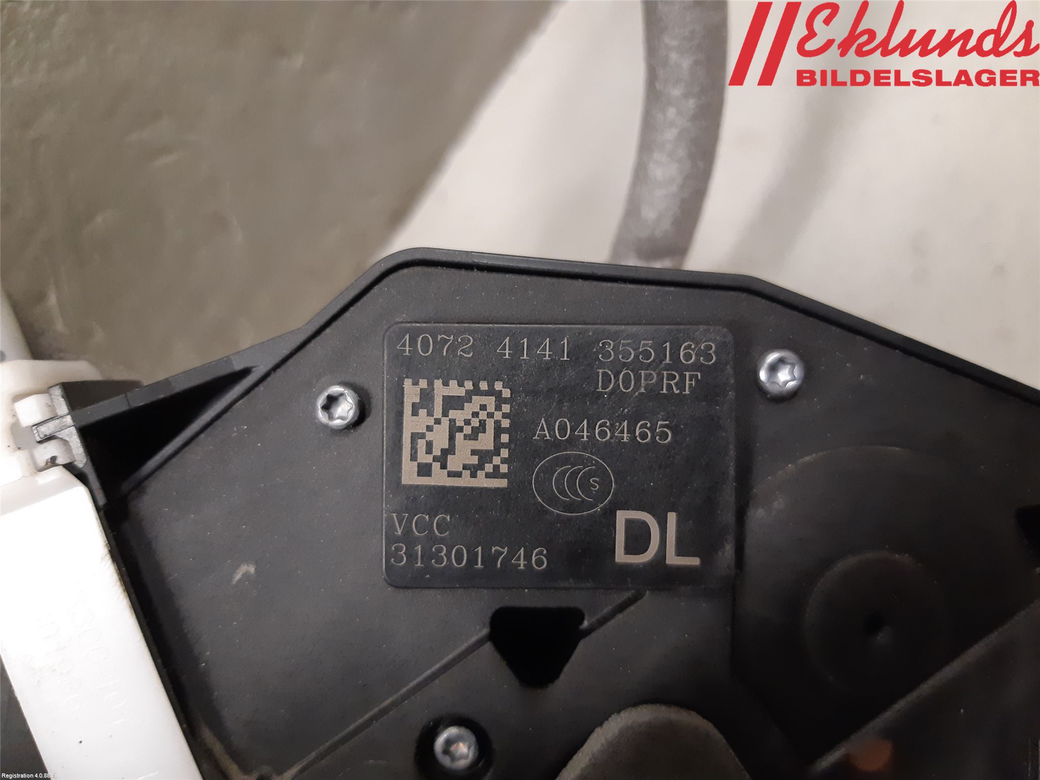 Volvo V60 CROSS COUNTRY 16-18 Låskista-Dörrlås