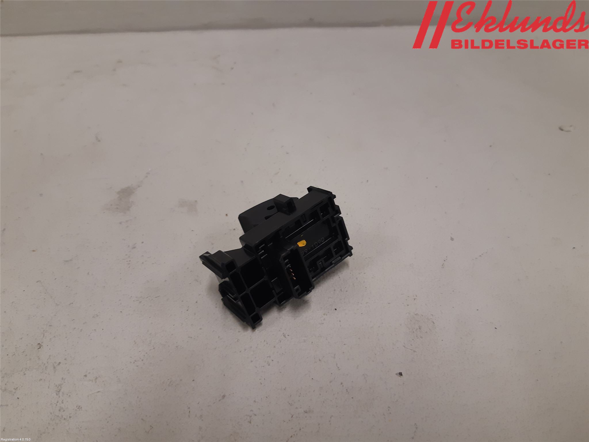 Lexus ES 250/300/330 Strömställare Elhiss