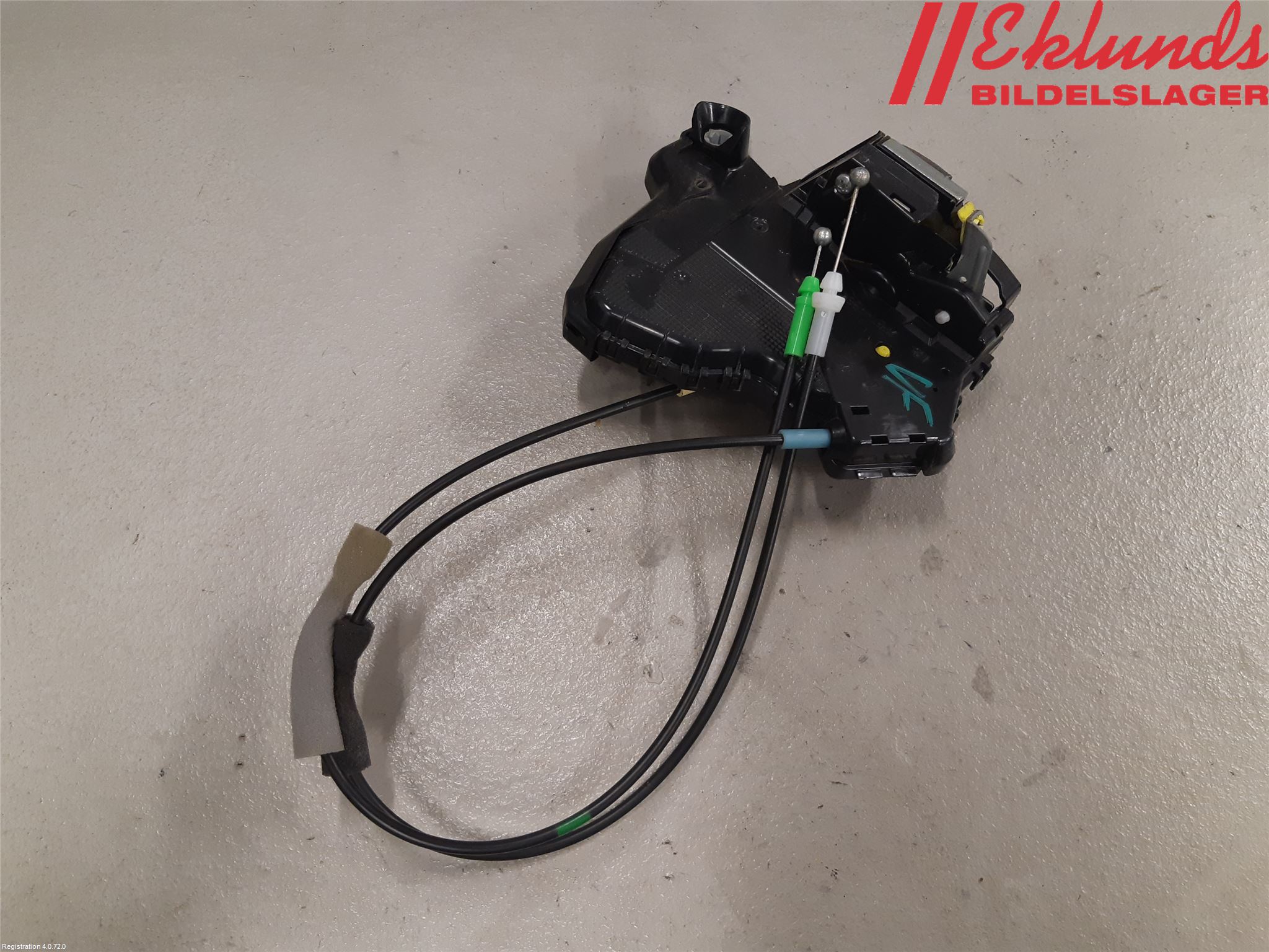 Toyota RAV4 13-18 Låskista-Dörrlås