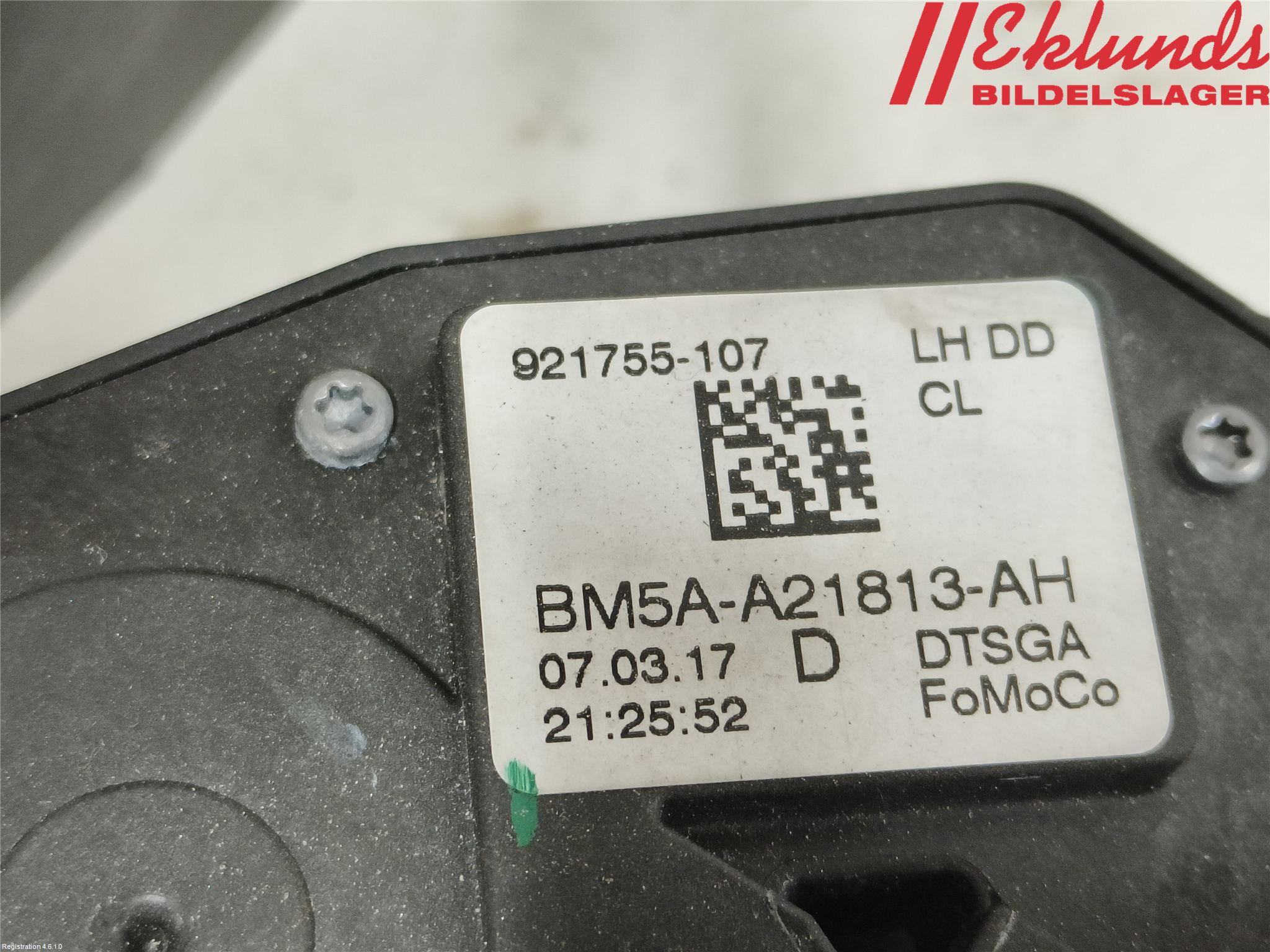 Ford KUGA 17-19 Låskista-Dörrlås