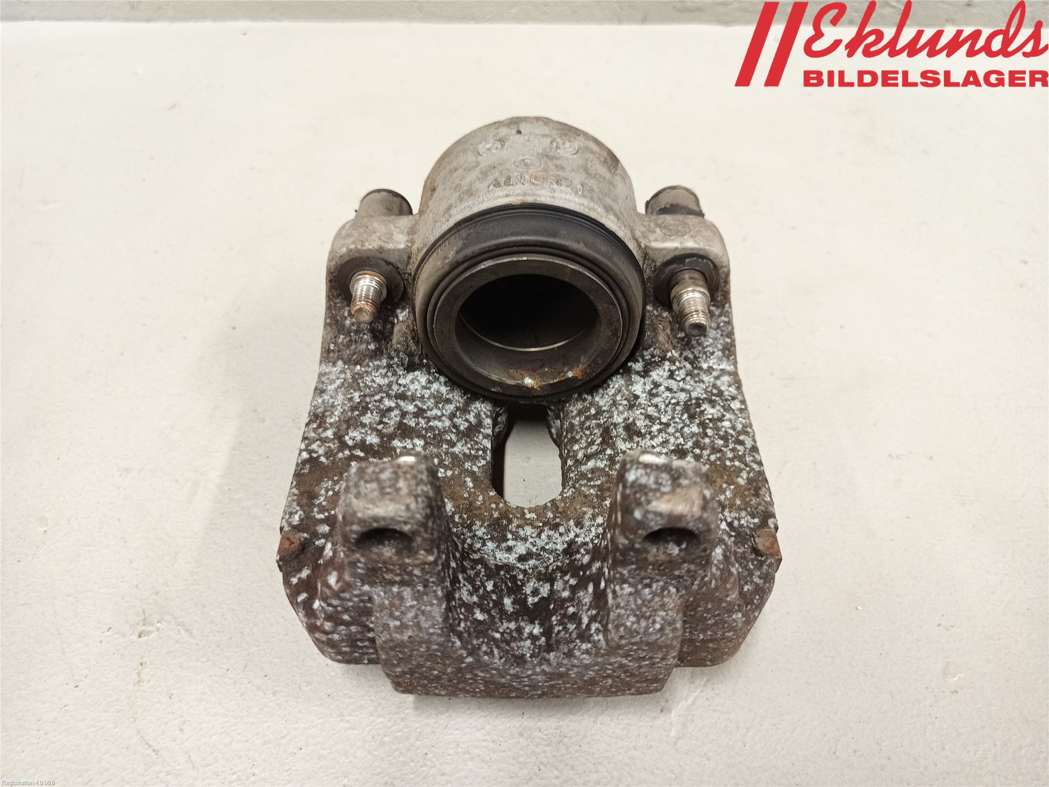 BMW 5 F10/F11/F18 09-17 Bromsok Fram Höger