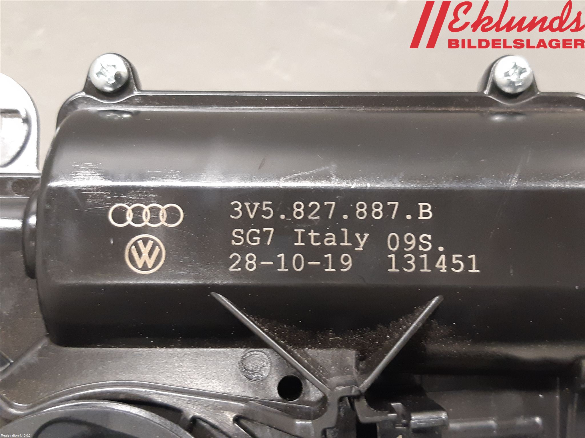 Audi A4/S4 B9 20- Bakluckeöppnare Automatisk