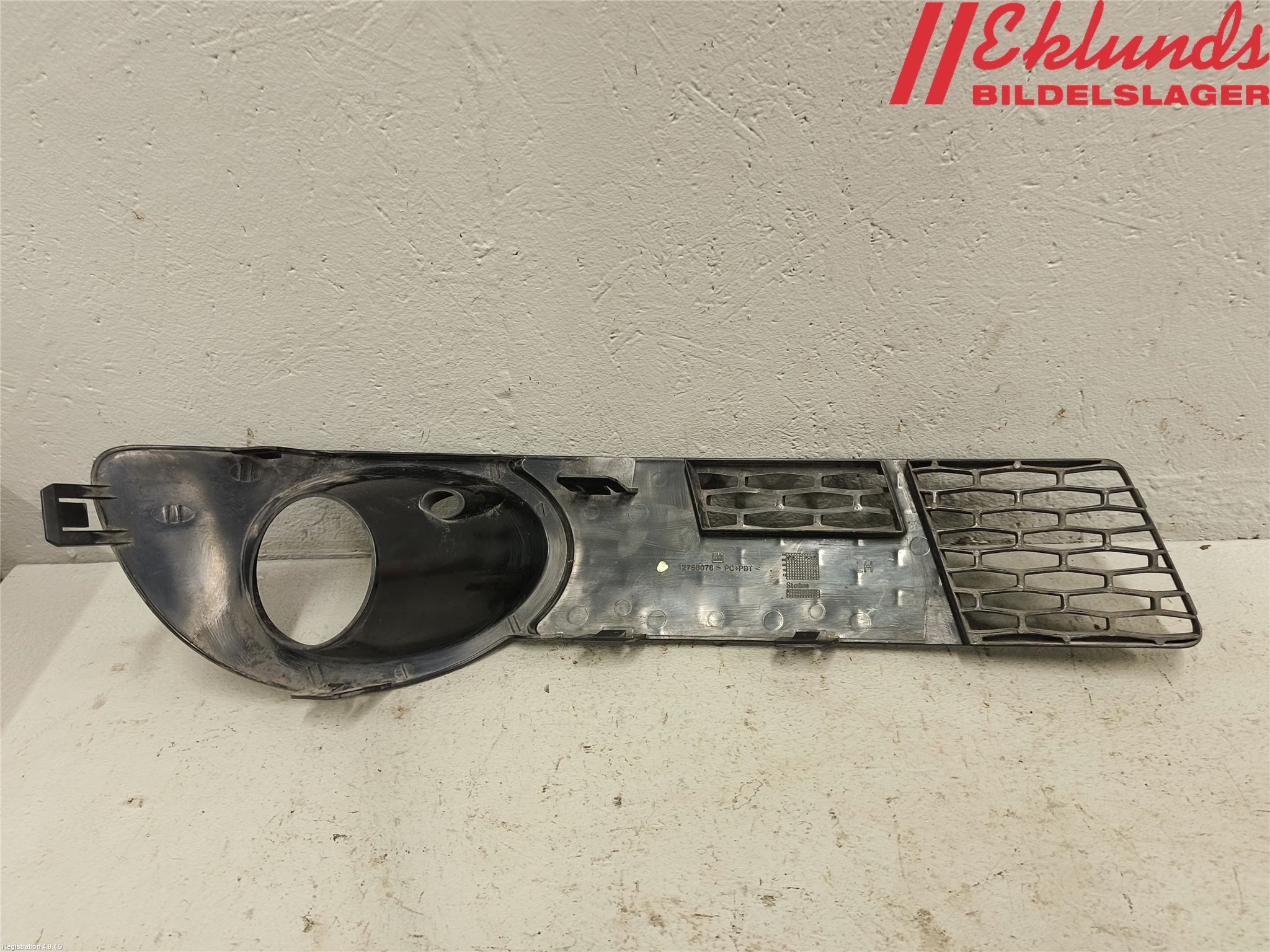 Saab 9-5     06-10 Dimljussarg Fram