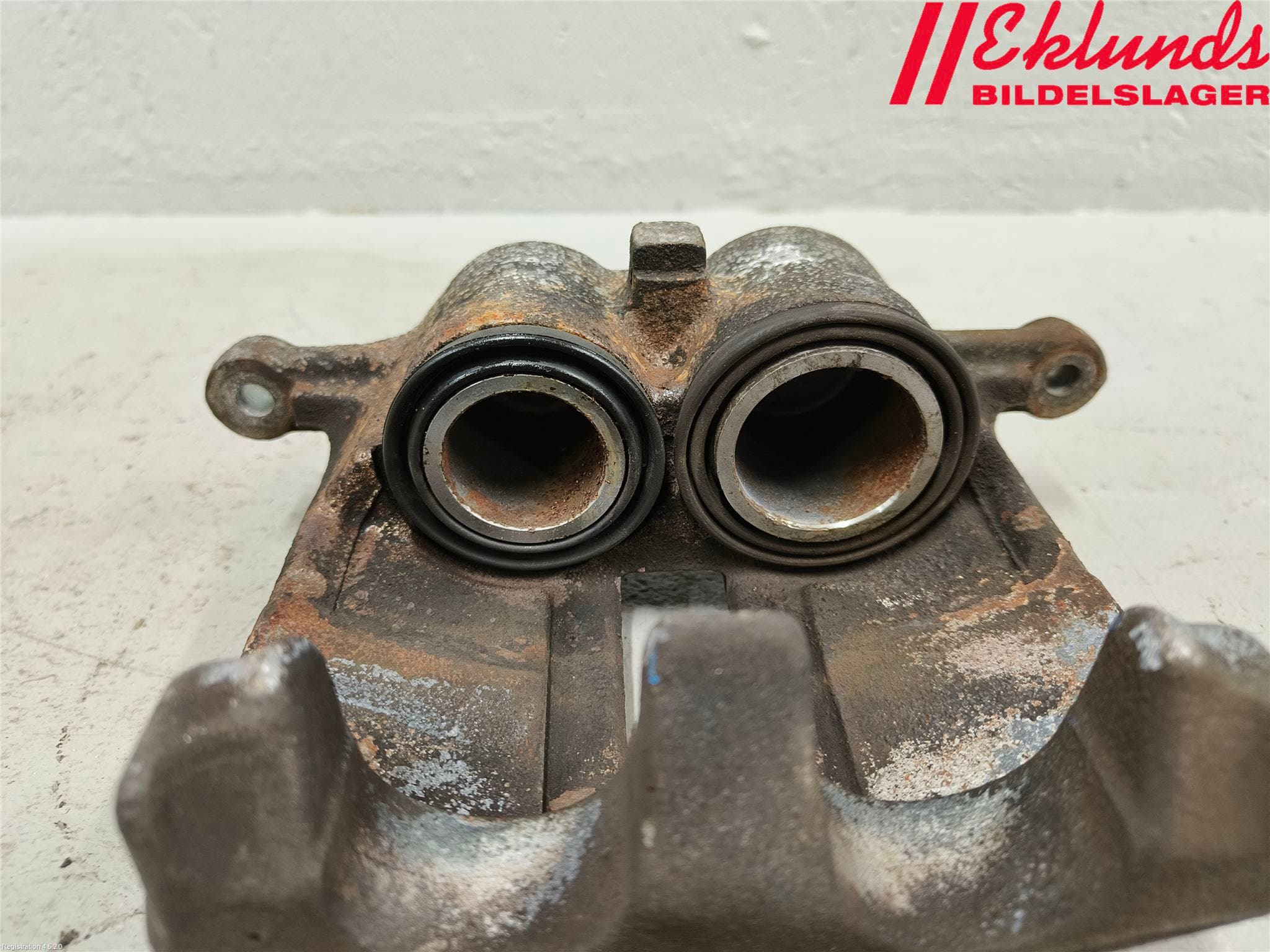 Opel VIVARO 01-14 Bromsok Fram Vänster