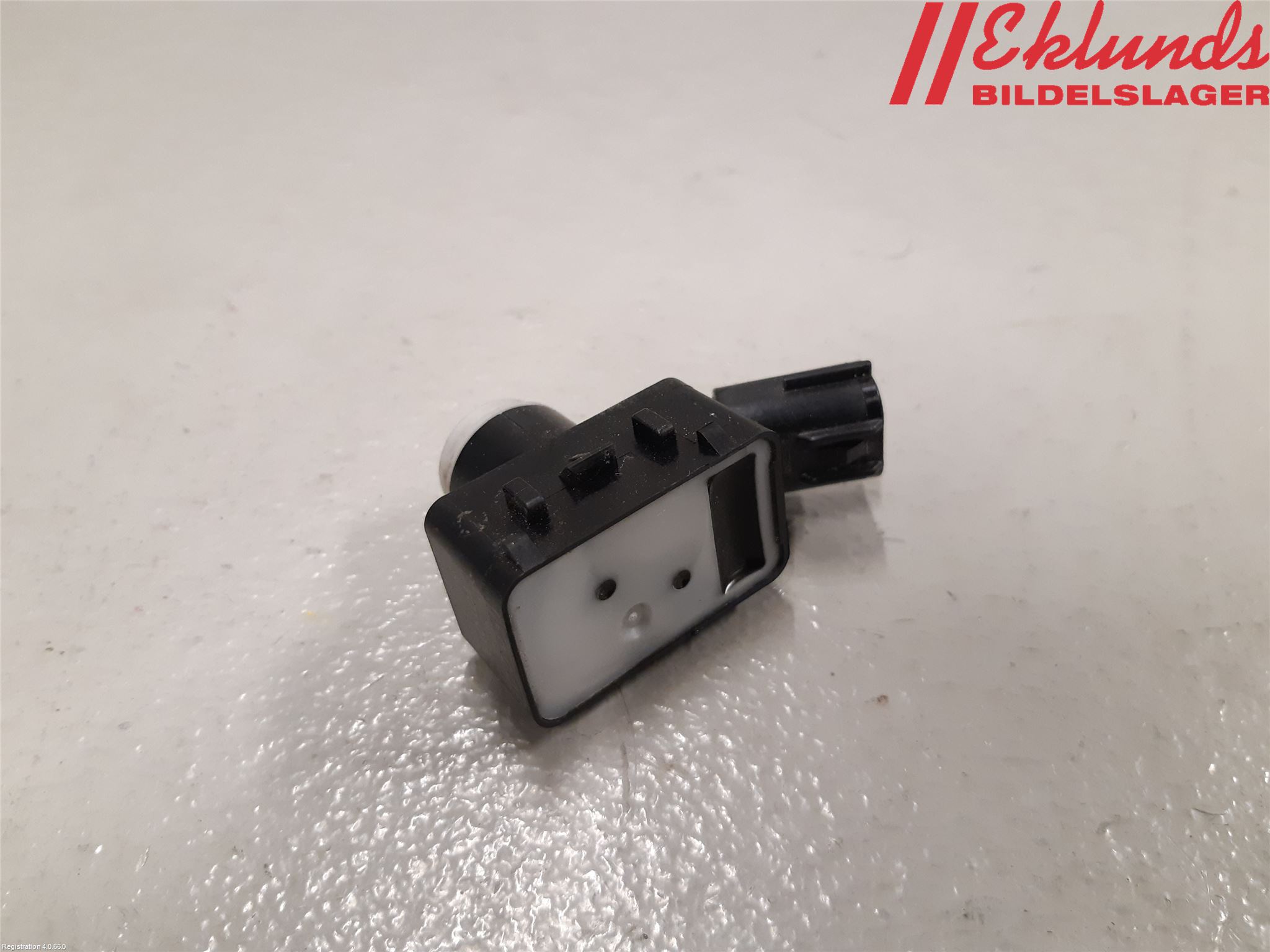 Toyota CAMRY 19-24 Parkeringshjälp Backsensor