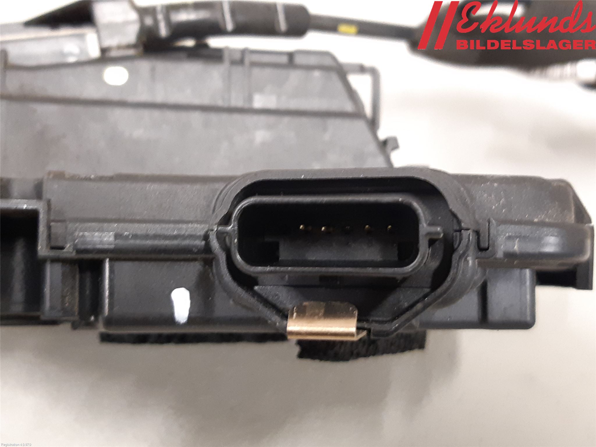 Renault CAPTUR 13-19 Låskista-Dörrlås