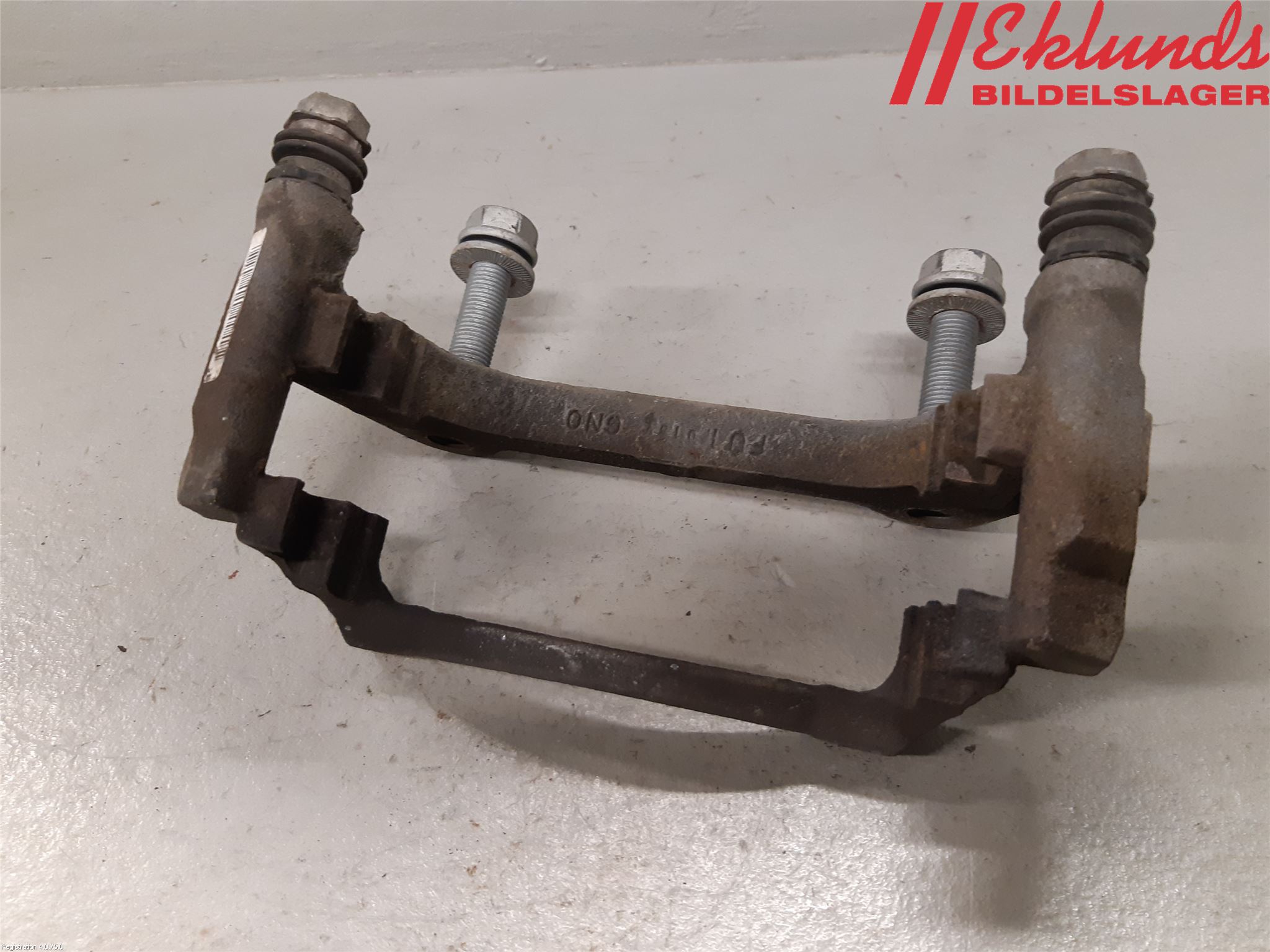 Seat ATECA 16->> Bromsokshållare