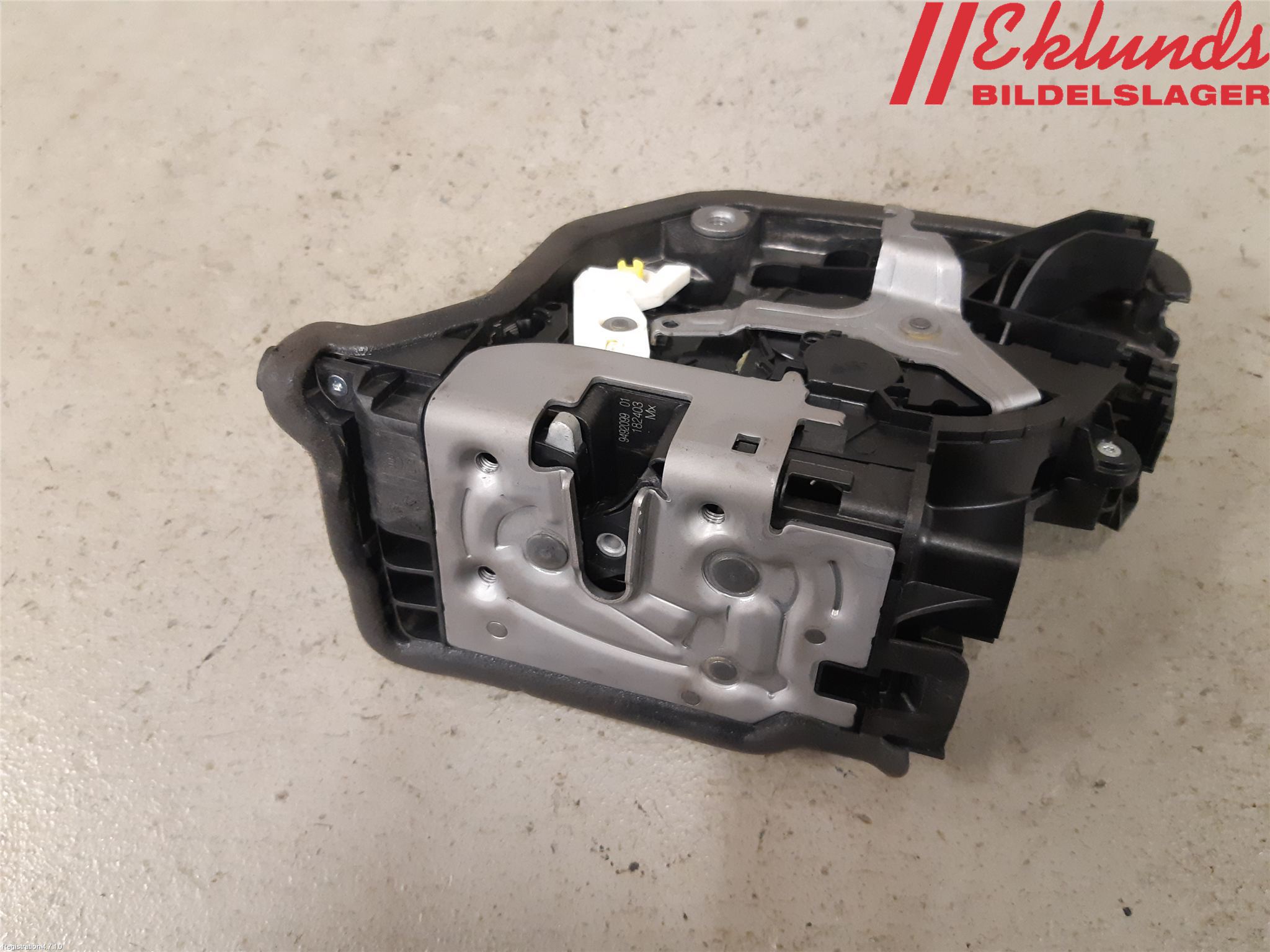 BMW X3 G01 18- Låskista-Dörrlås