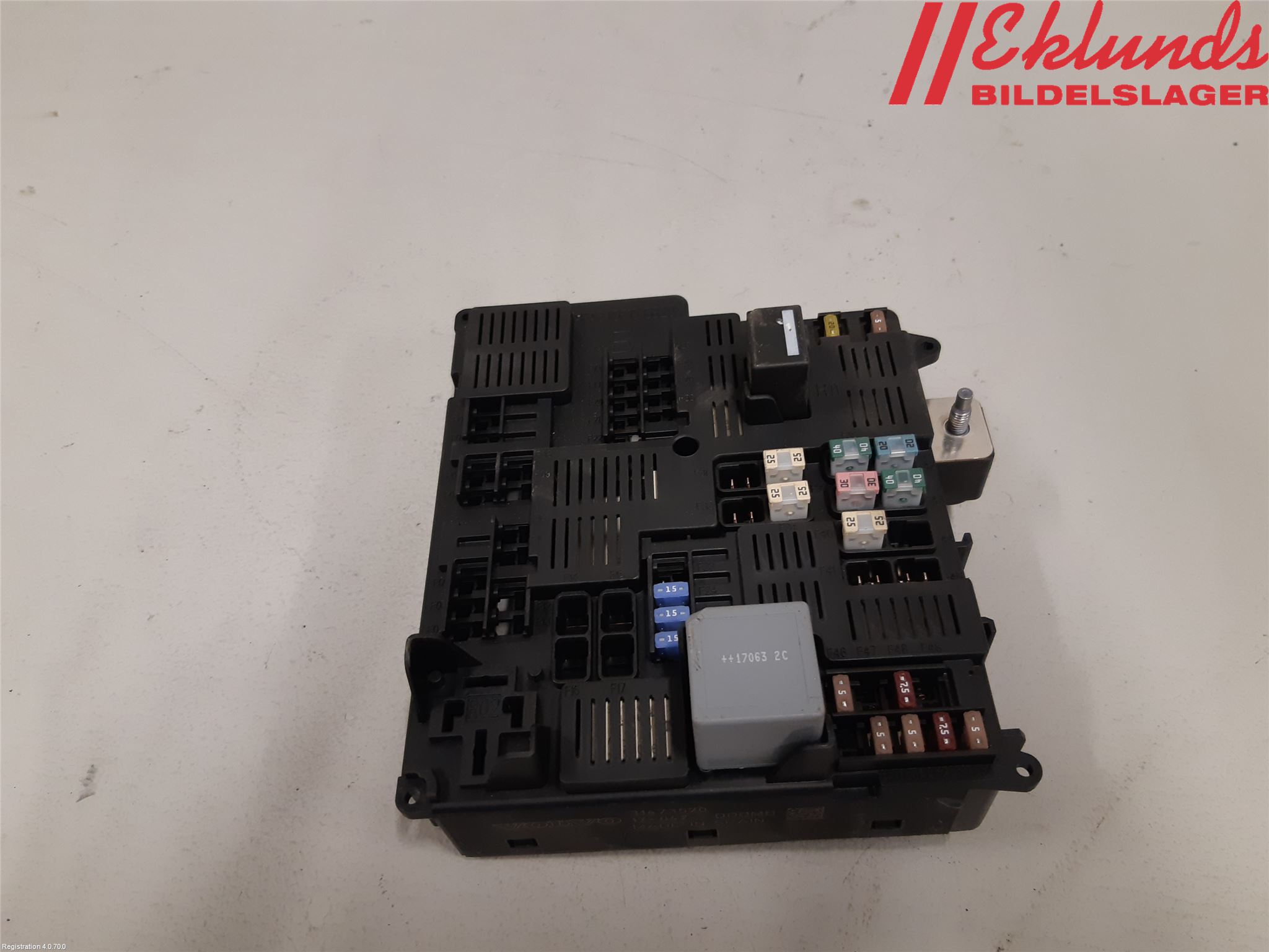 Volvo V90 17->> Säkringsdosa-Elcentral