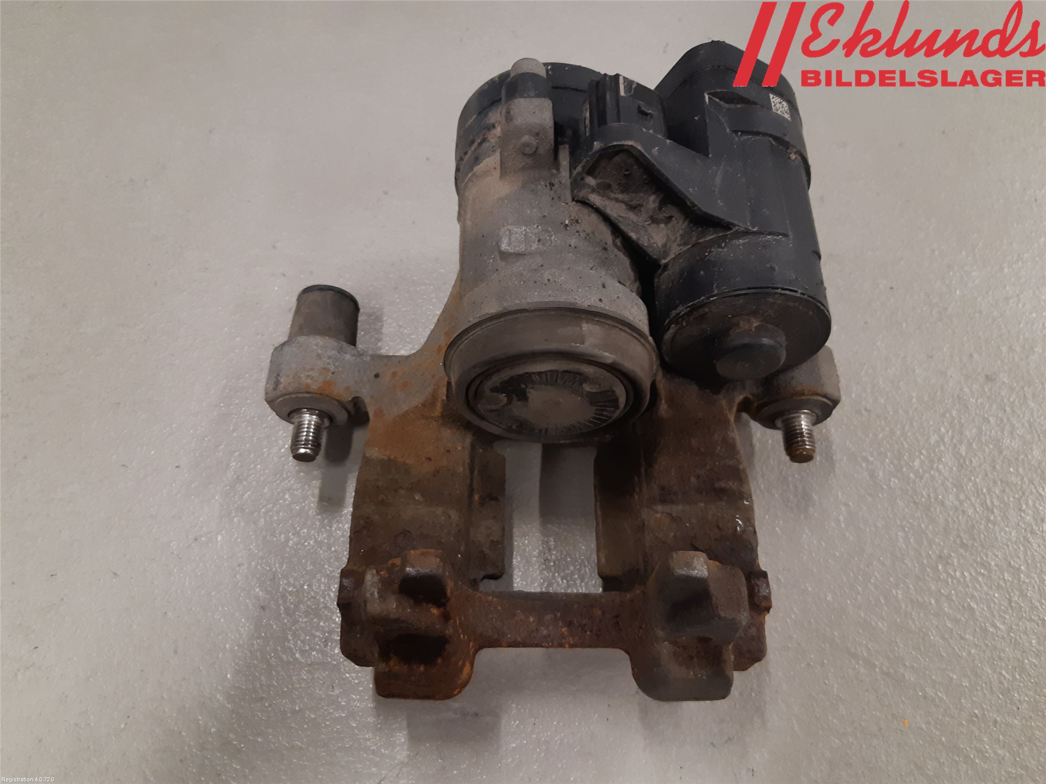 Volkswagen VW PASSAT 15-19 Bromsok Bak Höger
