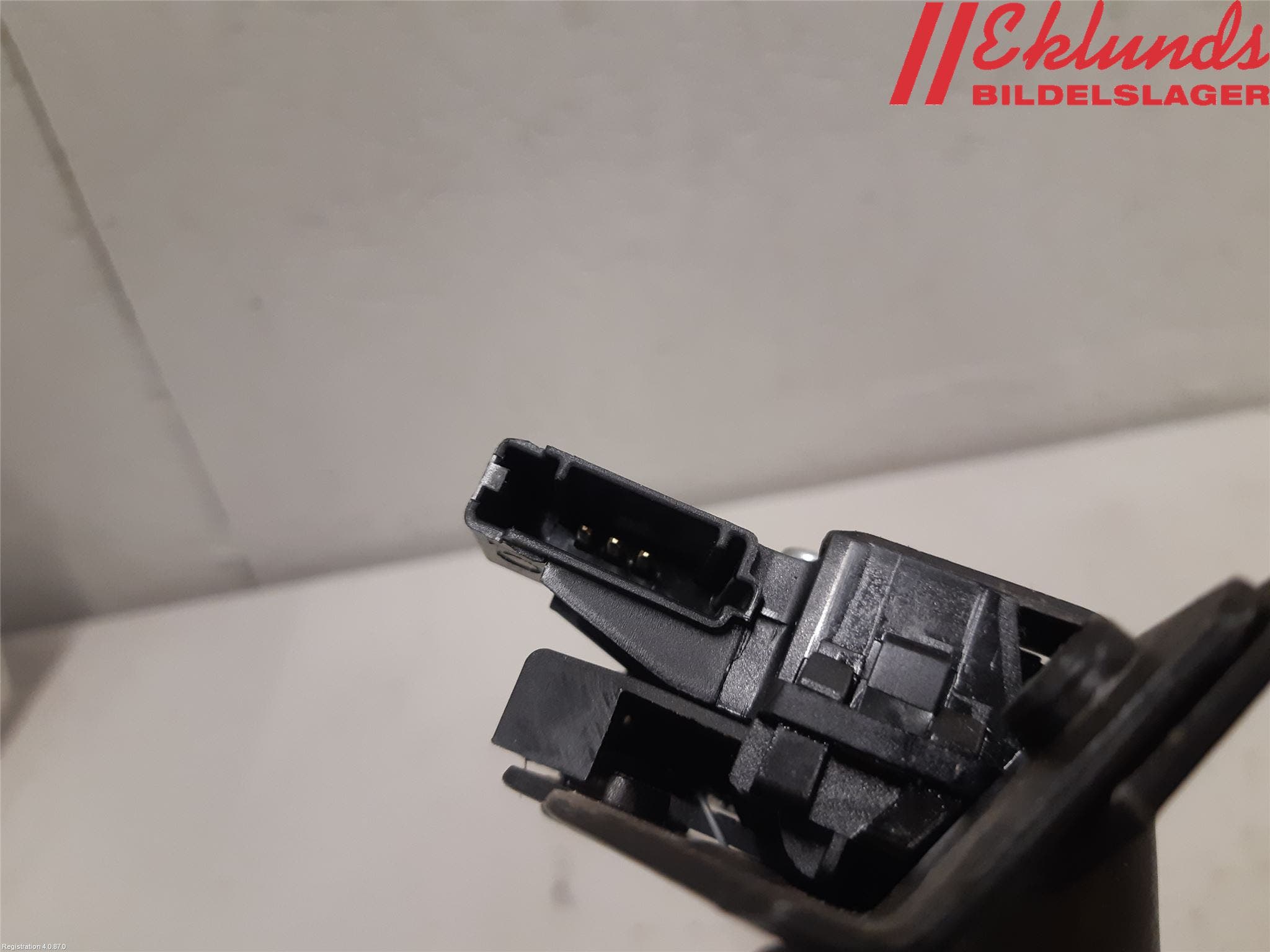 Opel ASTRA J 10-15 Låskista Baklucka