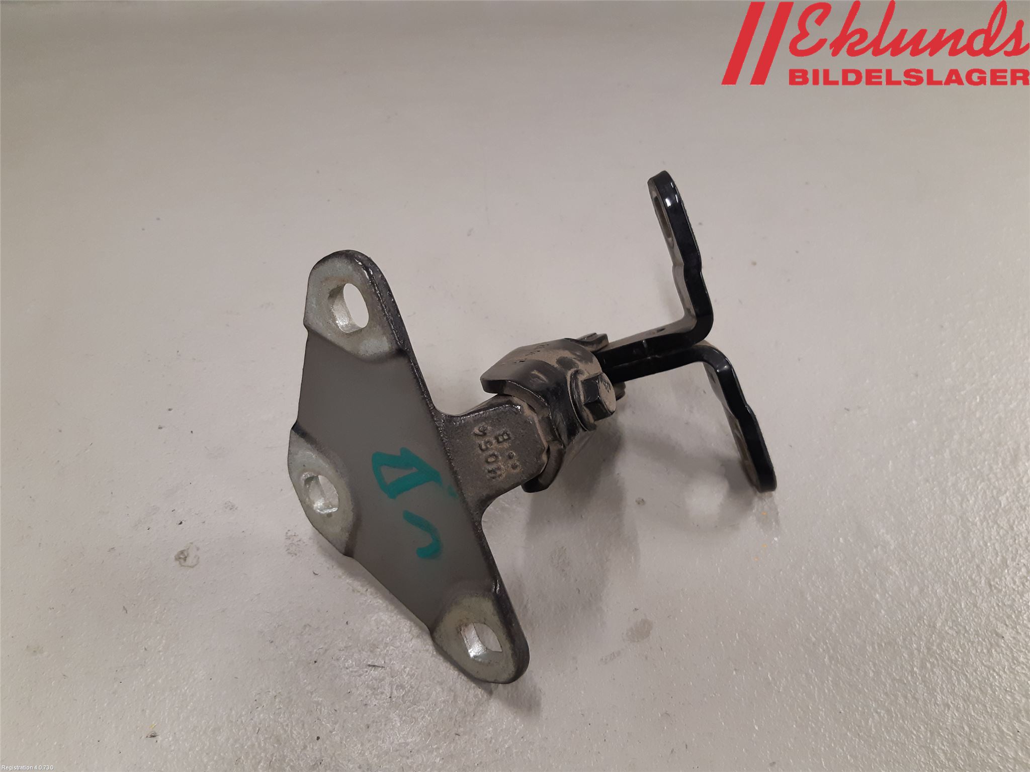 BMW X5 F15 13-18 Bakluckegångjärn Vä