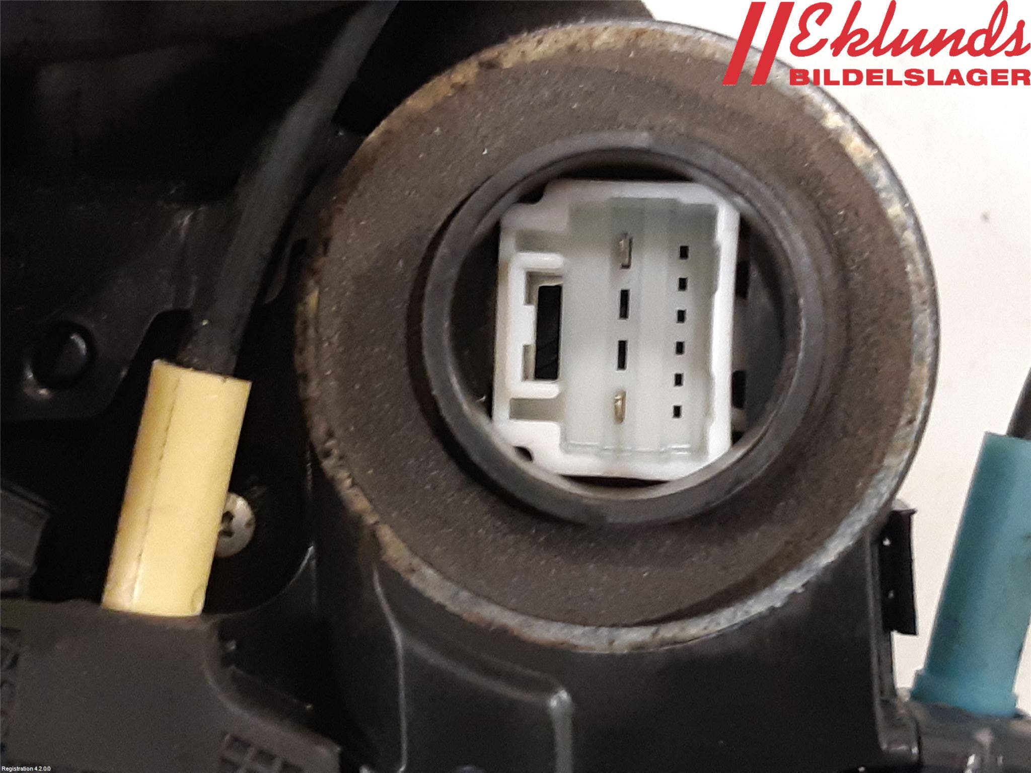 Toyota RAV 4 06-12 Låskista-Dörrlås