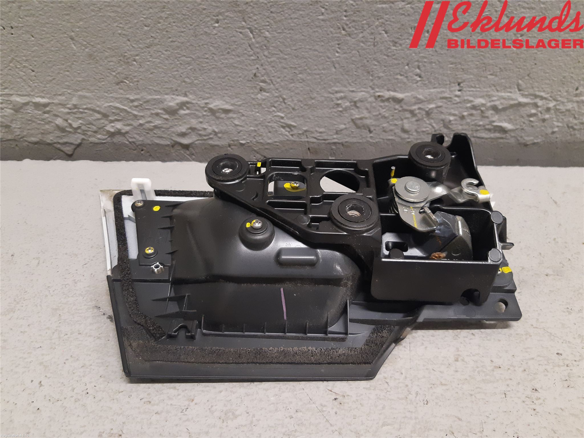 Toyota C-HR 16-23 Dörrhandtag Yttre Hö