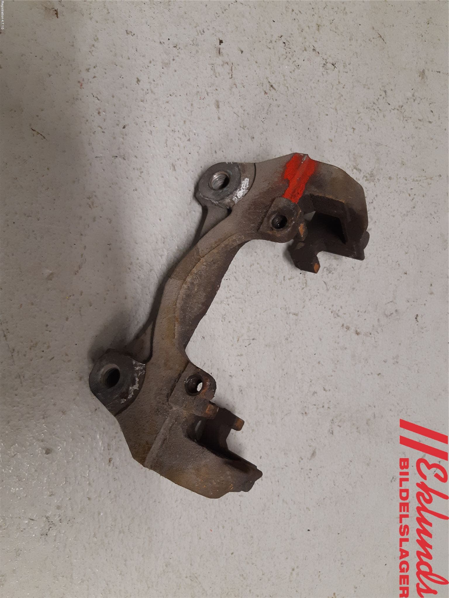 Volvo S90 17->> Bromsokshållare