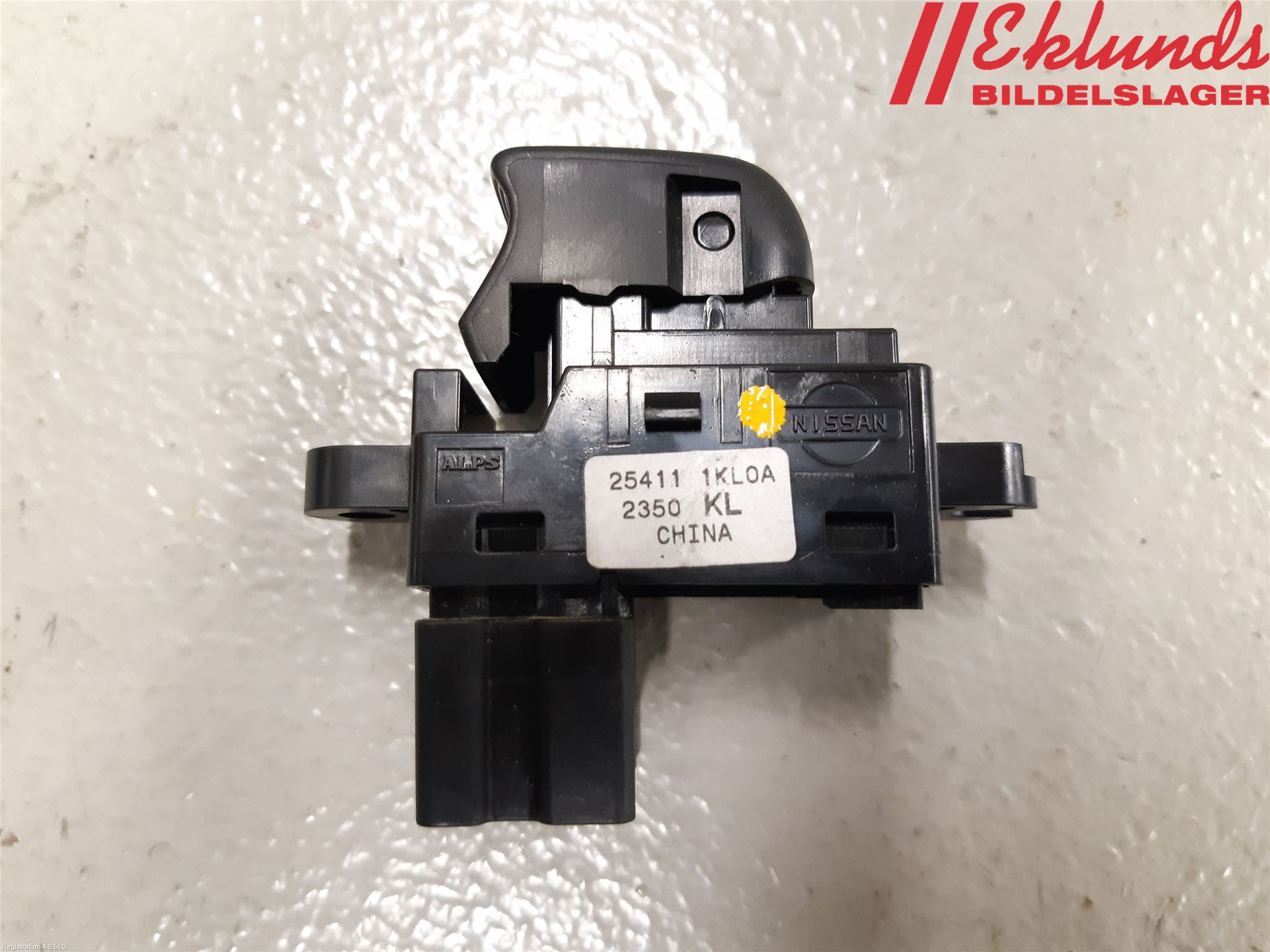 Nissan JUKE 10-14 Strömställare Elhiss