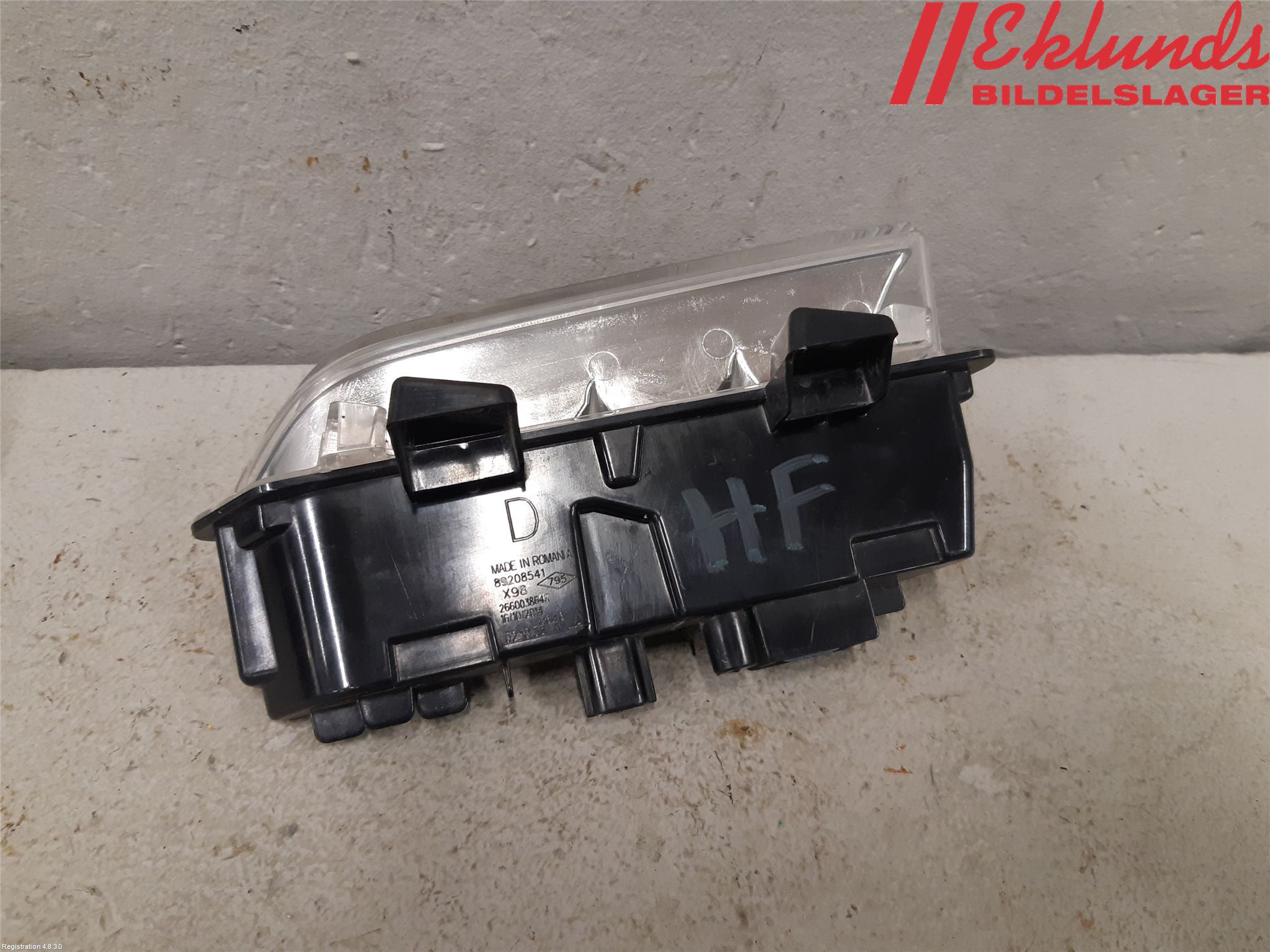 Renault CLIO IV 12-16 Positionsljus Fram Hö