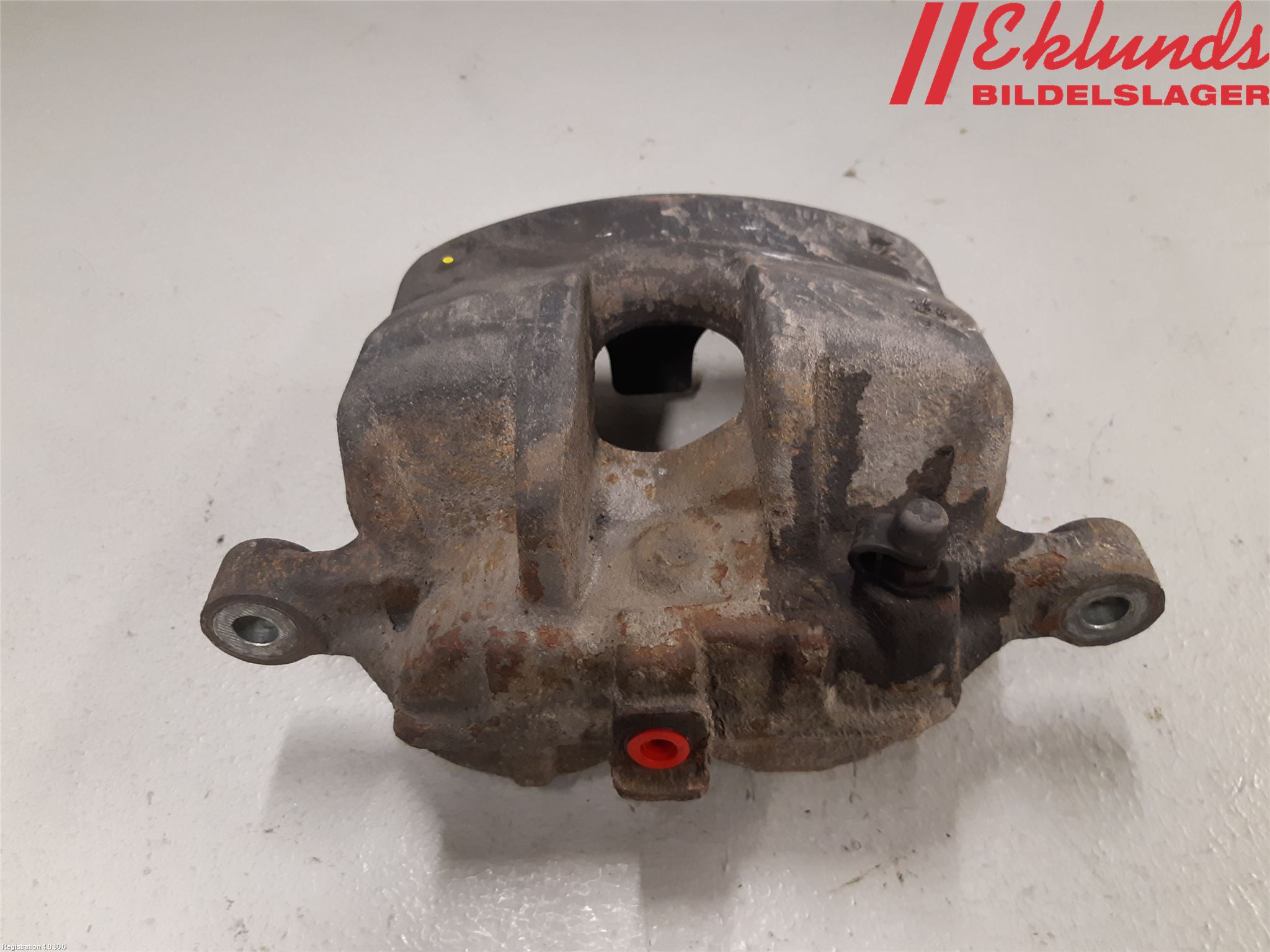 Volkswagen VW AMAROK 2H 10-22 Bromsok Fram Höger