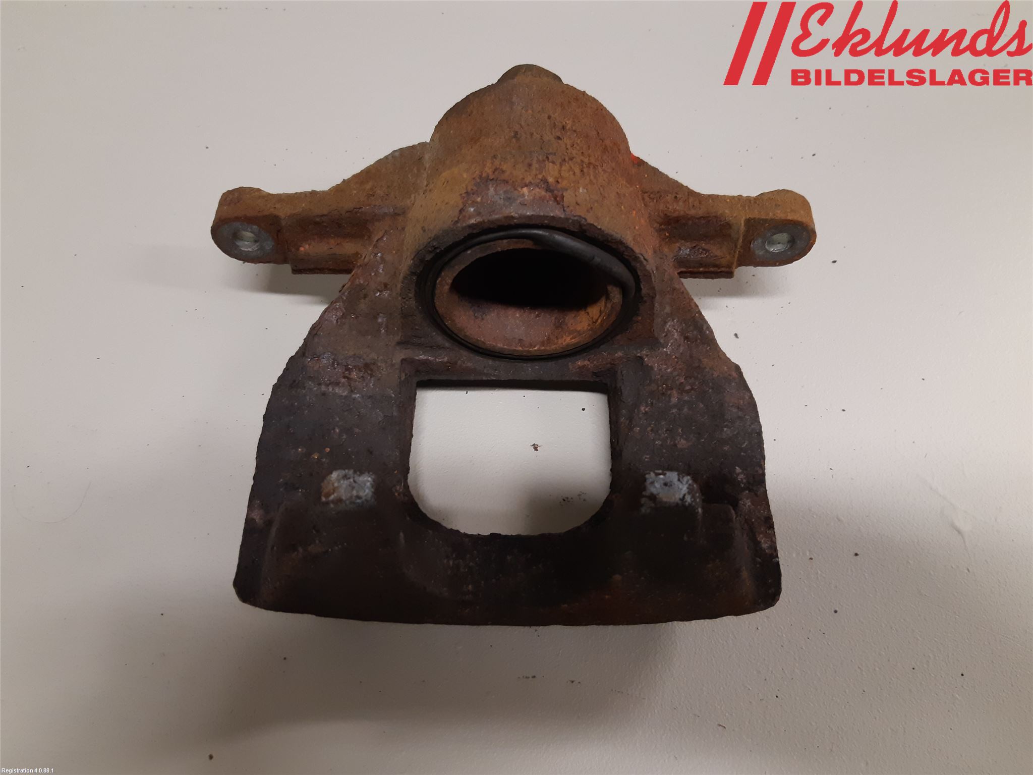 Toyota AURIS 13-19 Bromsok Fram Vänster