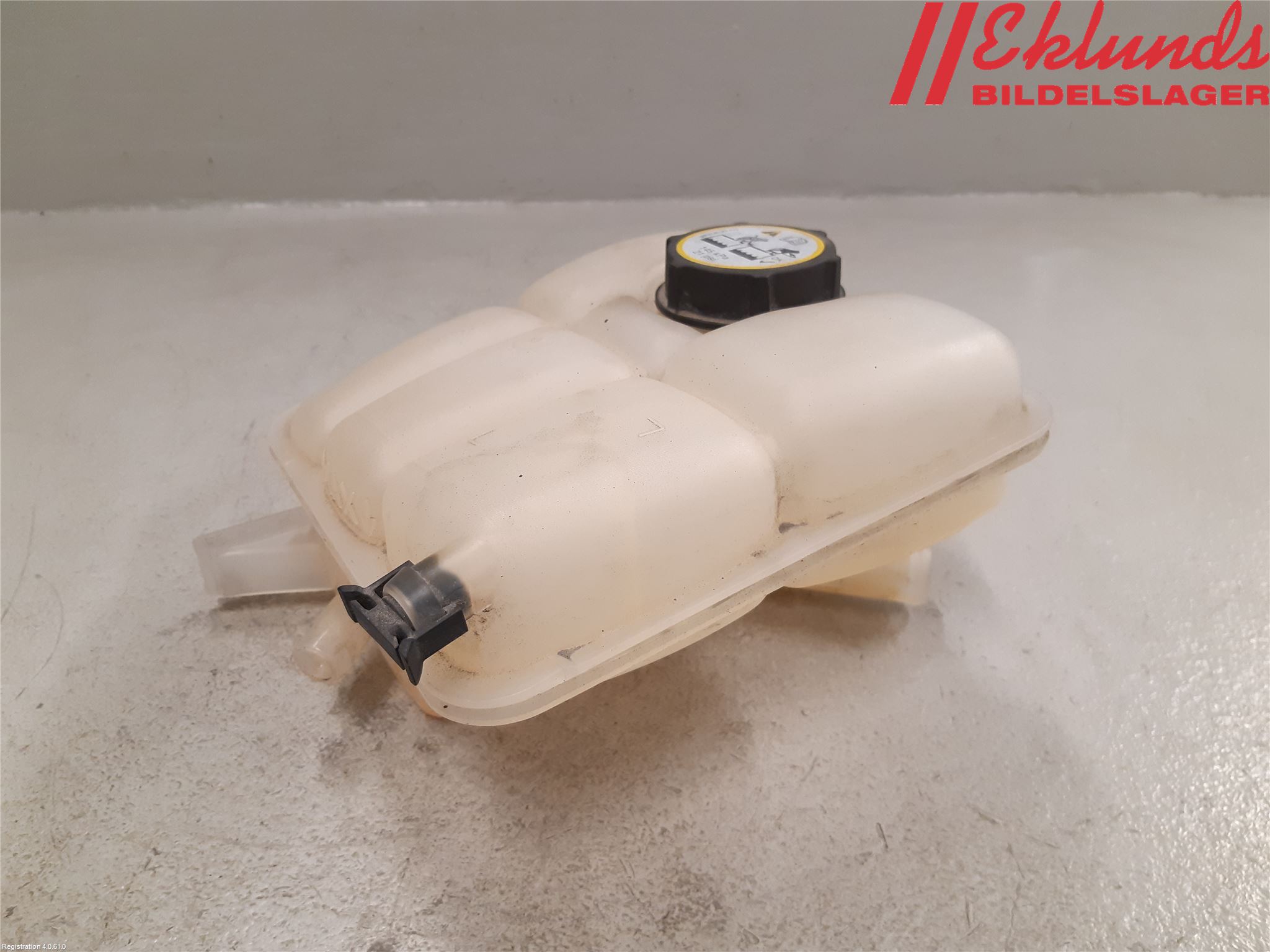 Ford GRAND C-MAX  11-14 Expansionstank