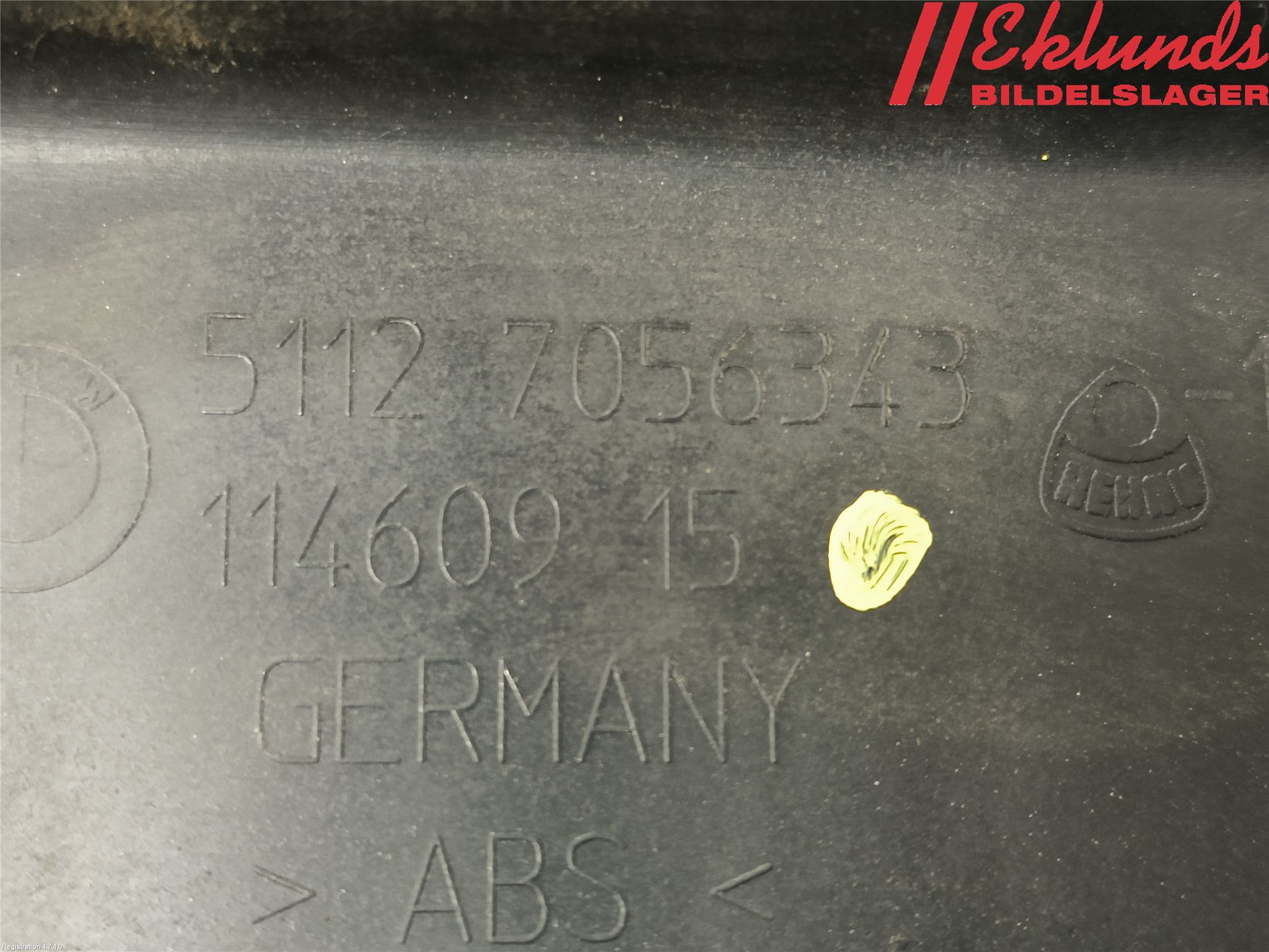 BMW 5 E60/61 Sed/Tou 02-10 Stötfångardel Bak Mitt