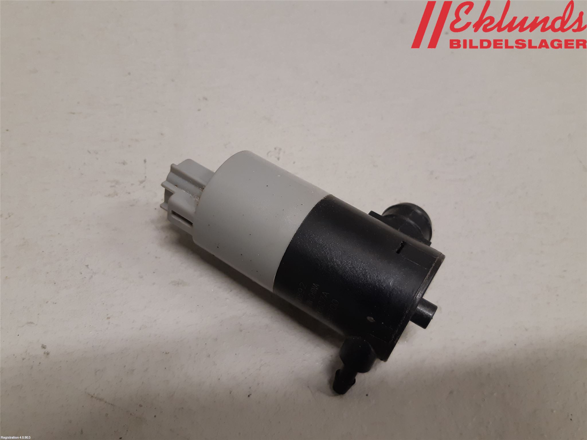 Toyota AURIS 10-12 Spolarpump Vindruta