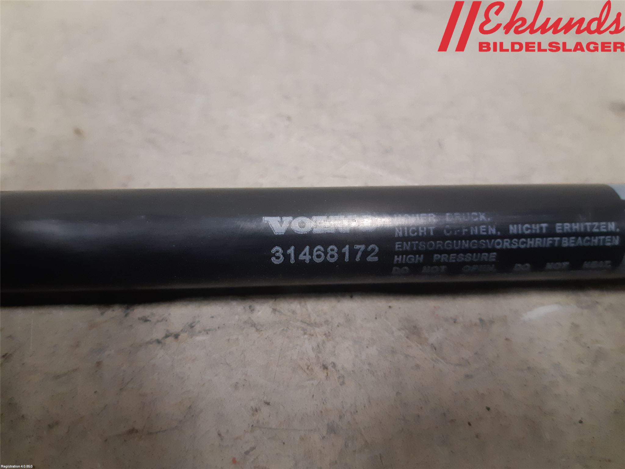 Volvo V60 19- Gasfjäder Motorhuv