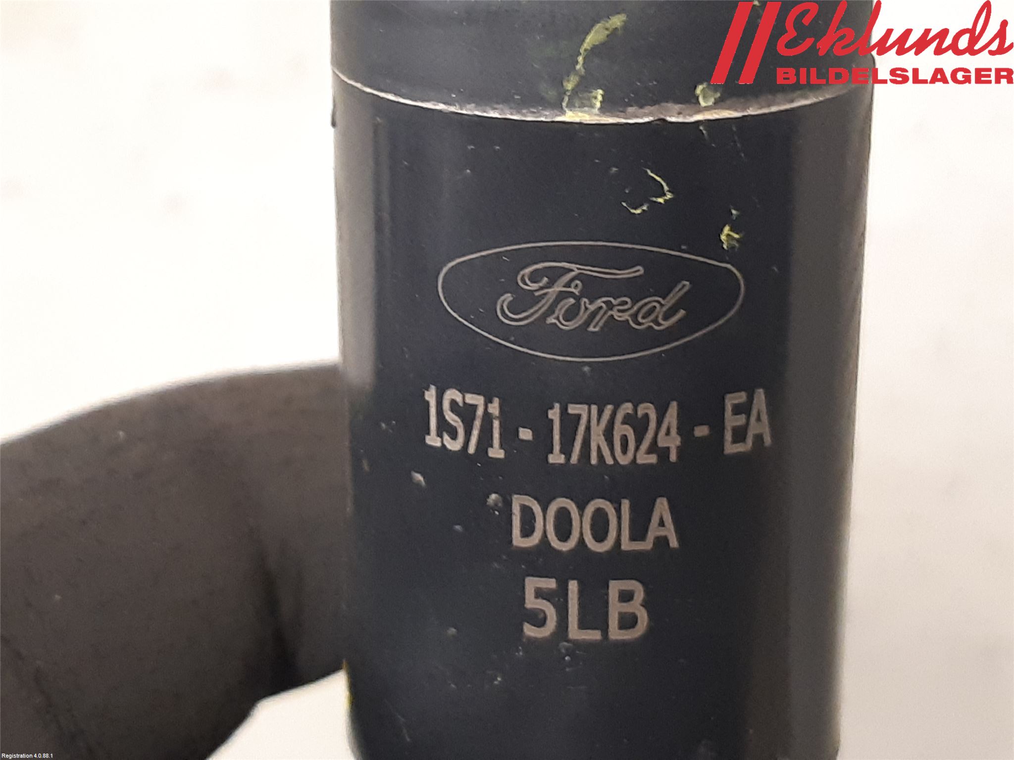 Ford ECOSPORT 17- Spolarpump Vindruta