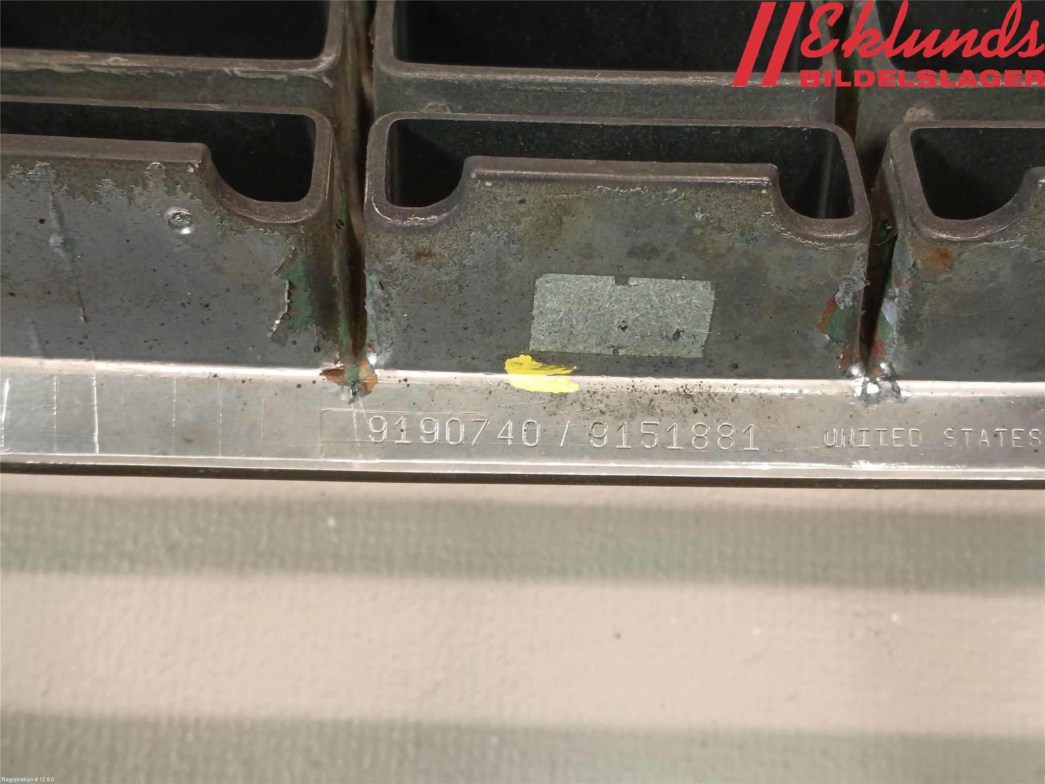 Volvo S60 01-04 Grill Komp
